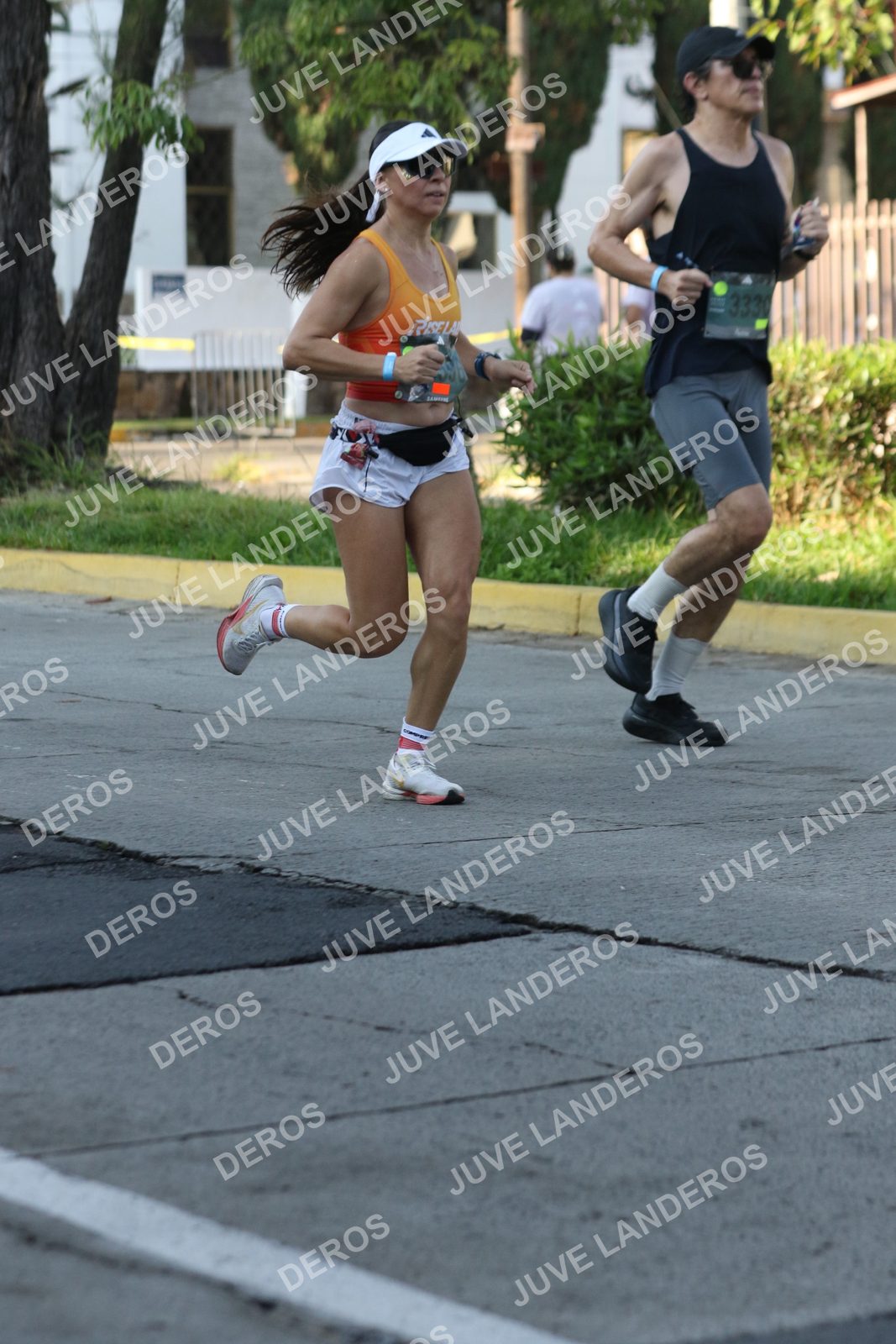 Foto de ADIDAS SPLITS GUADALAJARA 15K / 30K en Av. San Ignacio esquina Av. Ignacio L. Vallarta, Zapopan a las 08:06 · dorsal 3330