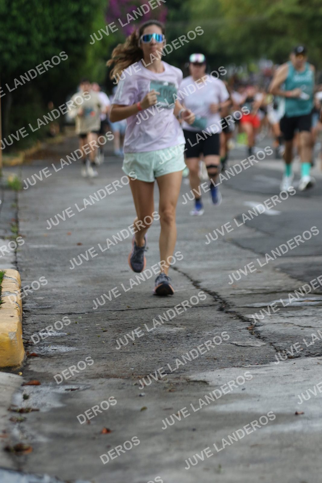 Foto de ADIDAS SPLITS GUADALAJARA 15K / 30K en Av. San Ignacio esquina Av. Ignacio L. Vallarta, Zapopan a las 07:08 · dorsal 1062