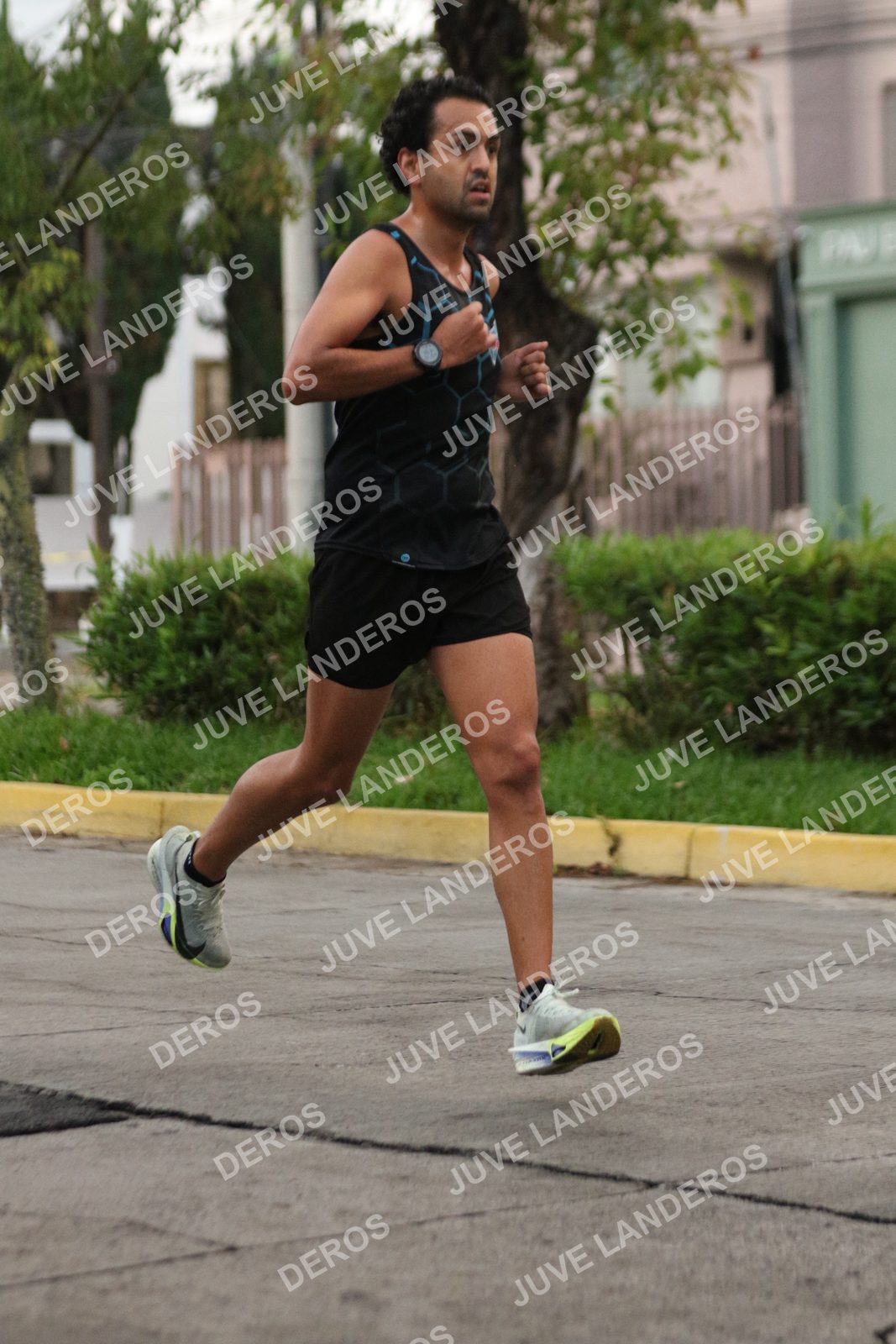 Foto de ADIDAS SPLITS GUADALAJARA 15K / 30K en Av. San Ignacio esquina Av. Ignacio L. Vallarta, Zapopan a las 06:48