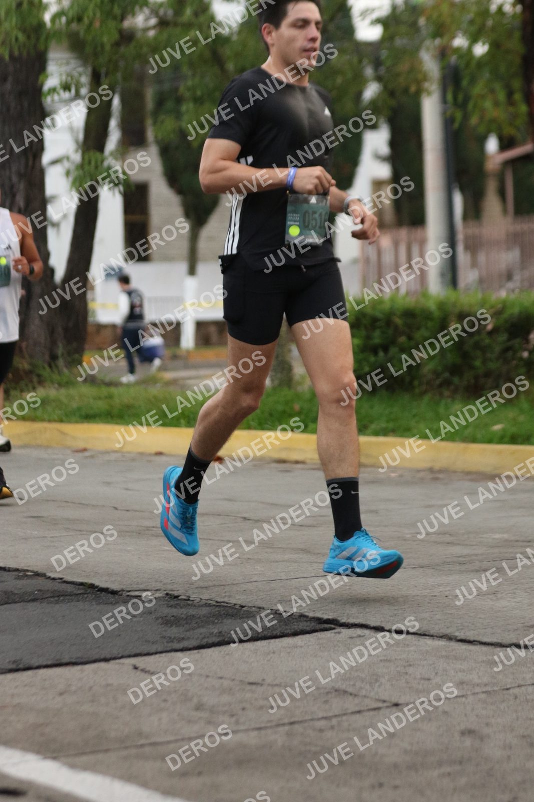 Foto de ADIDAS SPLITS GUADALAJARA 15K / 30K en Av. San Ignacio esquina Av. Ignacio L. Vallarta, Zapopan a las 06:50 · dorsal 516