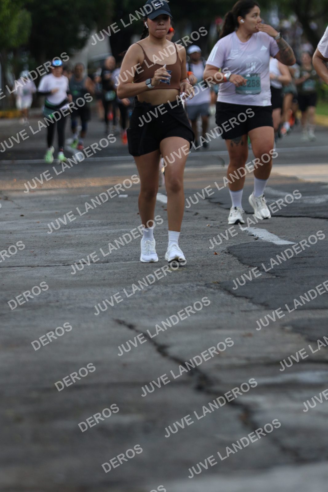 Foto de ADIDAS SPLITS GUADALAJARA 15K / 30K en Av. San Ignacio esquina Av. Ignacio L. Vallarta, Zapopan a las 07:13 · dorsal 258