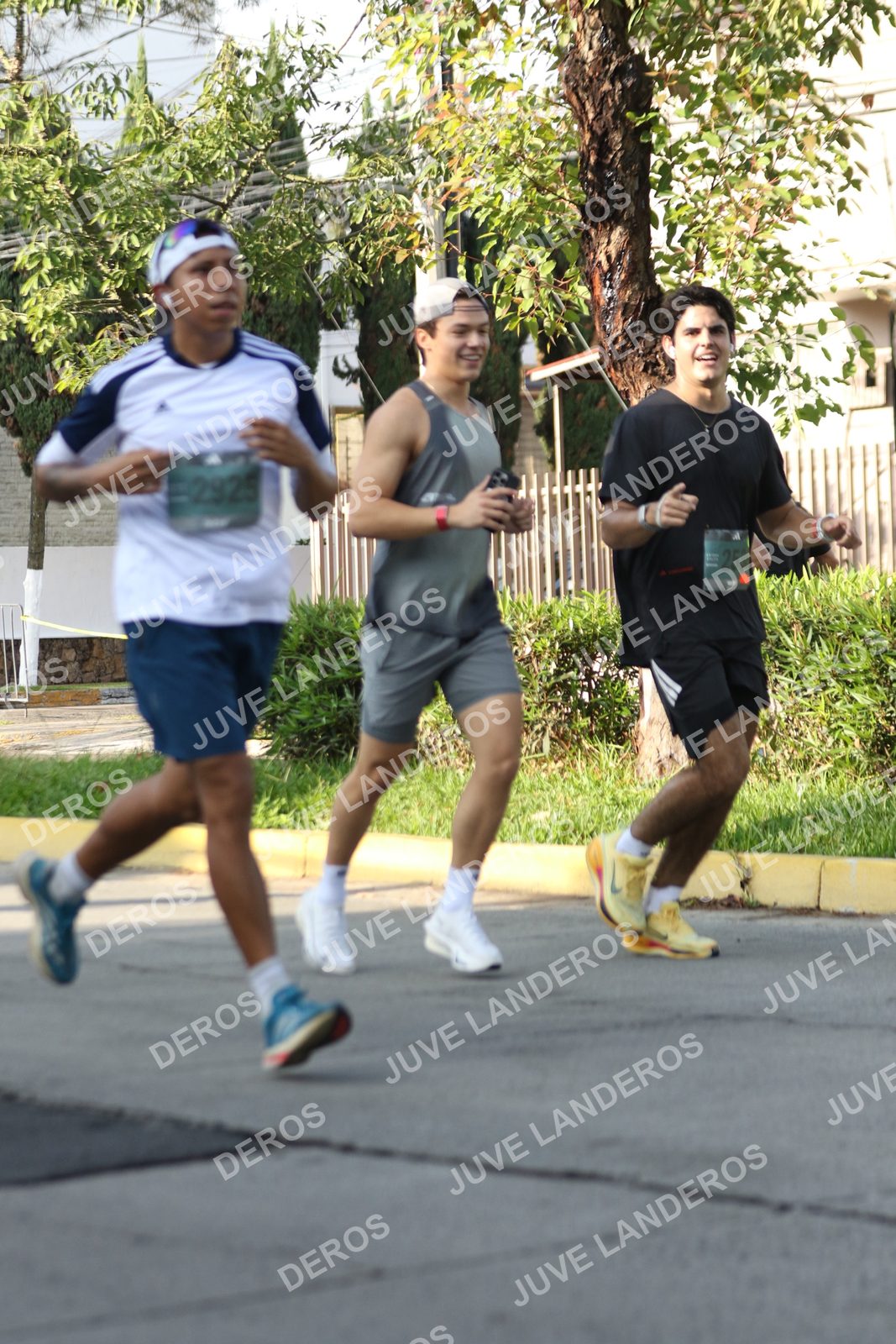 Foto de ADIDAS SPLITS GUADALAJARA 15K / 30K en Av. San Ignacio esquina Av. Ignacio L. Vallarta, Zapopan a las 08:26 · dorsal 253, 2925