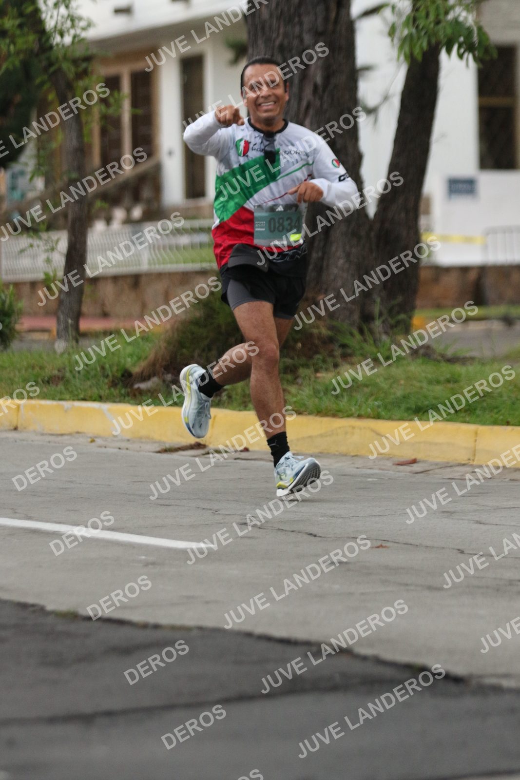 Foto de ADIDAS SPLITS GUADALAJARA 15K / 30K en Av. San Ignacio esquina Av. Ignacio L. Vallarta, Zapopan a las 06:52 · dorsal 834