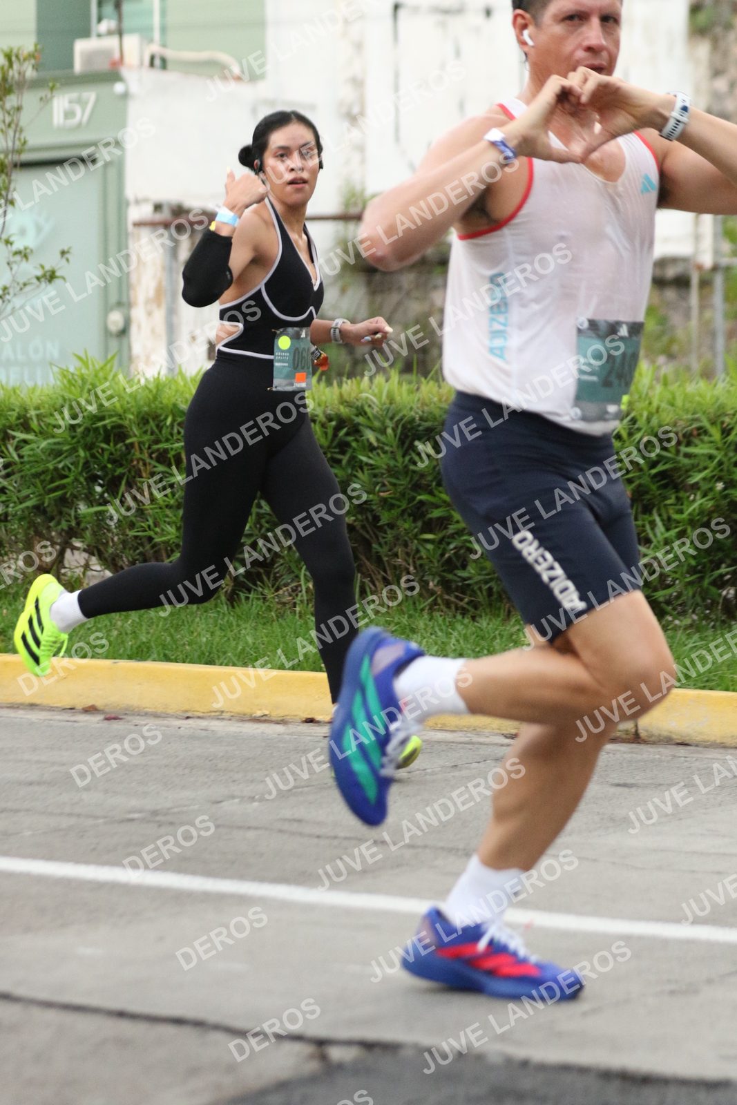 Foto de ADIDAS SPLITS GUADALAJARA 15K / 30K en Av. San Ignacio esquina Av. Ignacio L. Vallarta, Zapopan a las 06:52 · dorsal 1157, 248, 60