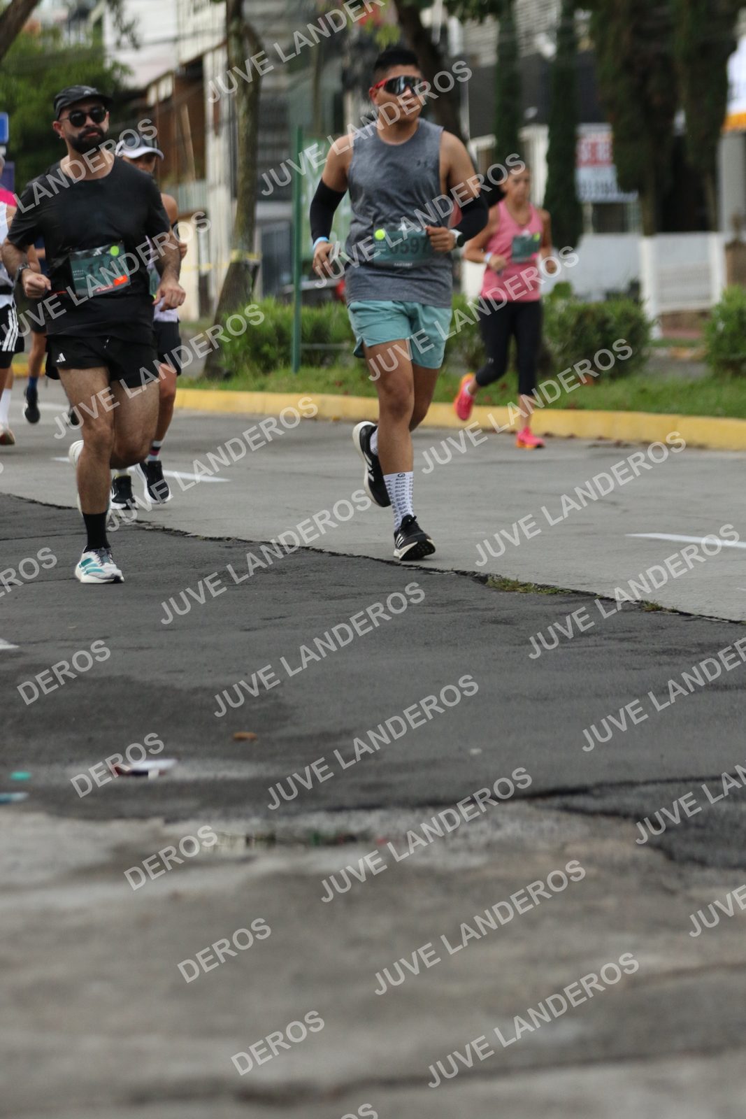 Foto de ADIDAS SPLITS GUADALAJARA 15K / 30K en Av. San Ignacio esquina Av. Ignacio L. Vallarta, Zapopan a las 06:59 · dorsal 597, 4443