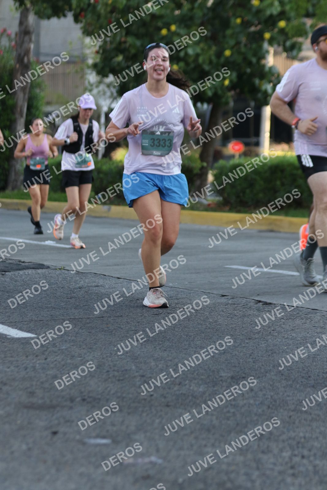 Foto de ADIDAS SPLITS GUADALAJARA 15K / 30K en Av. San Ignacio esquina Av. Ignacio L. Vallarta, Zapopan a las 07:40 · dorsal 3333