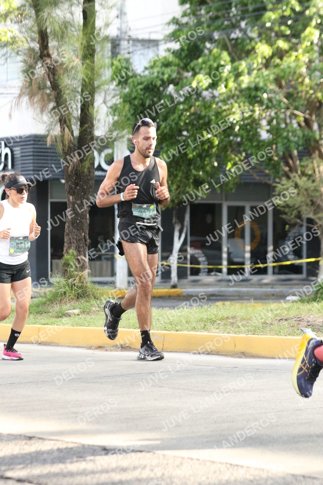 Foto de ADIDAS SPLITS GUADALAJARA 15K / 30K en Av. San Ignacio esquina Av. Ignacio L. Vallarta, Zapopan a las 08:49 · dorsal 511