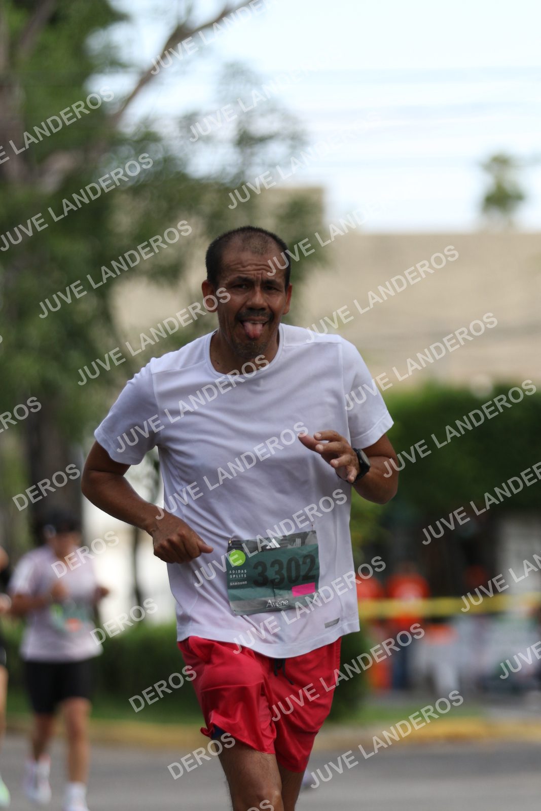 Foto de ADIDAS SPLITS GUADALAJARA 15K / 30K en Av. San Ignacio esquina Av. Ignacio L. Vallarta, Zapopan a las 09:01 · dorsal 3302