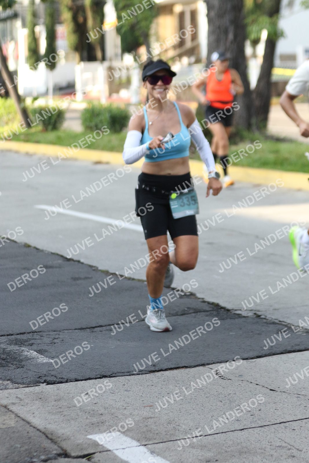 Foto de ADIDAS SPLITS GUADALAJARA 15K / 30K en Av. San Ignacio esquina Av. Ignacio L. Vallarta, Zapopan a las 08:17 · dorsal 335