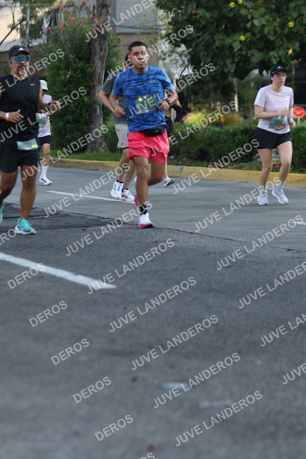 Foto de ADIDAS SPLITS GUADALAJARA 15K / 30K en Av. San Ignacio esquina Av. Ignacio L. Vallarta, Zapopan a las 07:35 · dorsal 2588