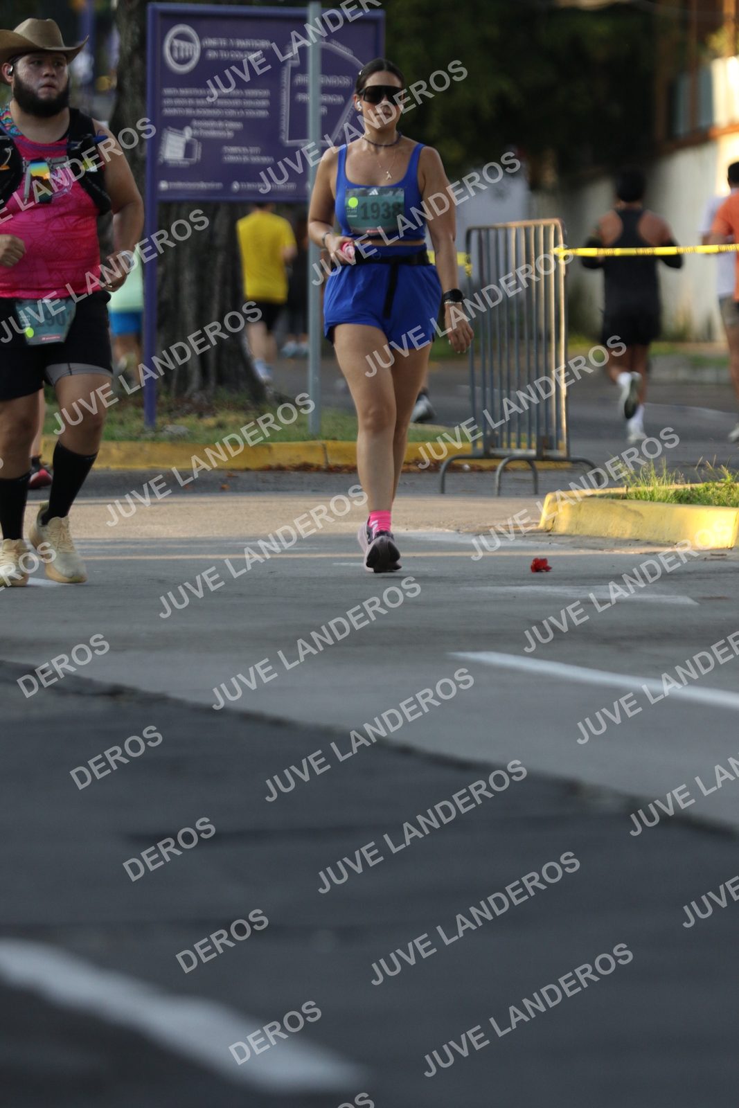 Foto de ADIDAS SPLITS GUADALAJARA 15K / 30K en Av. San Ignacio esquina Av. Ignacio L. Vallarta, Zapopan a las 07:21 · dorsal 1938