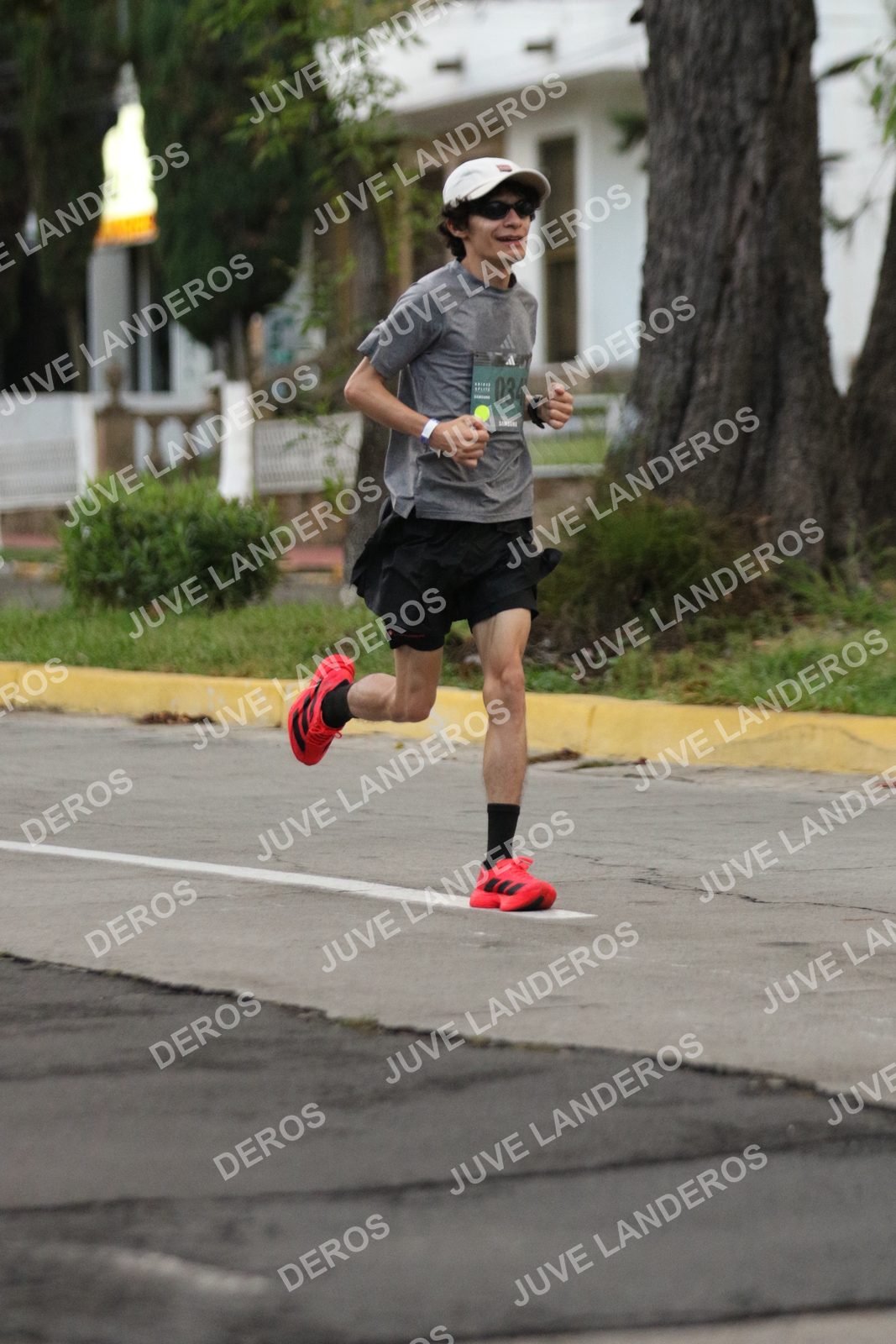 Foto de ADIDAS SPLITS GUADALAJARA 15K / 30K en Av. San Ignacio esquina Av. Ignacio L. Vallarta, Zapopan a las 06:49 · dorsal 34