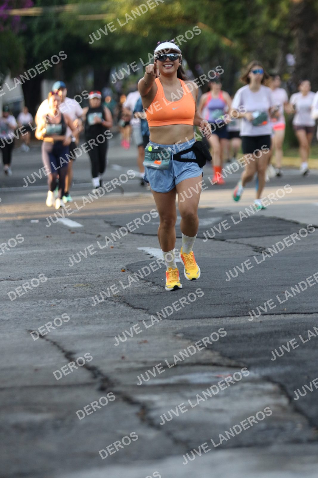 Foto de ADIDAS SPLITS GUADALAJARA 15K / 30K en Av. San Ignacio esquina Av. Ignacio L. Vallarta, Zapopan a las 07:19 · dorsal 575