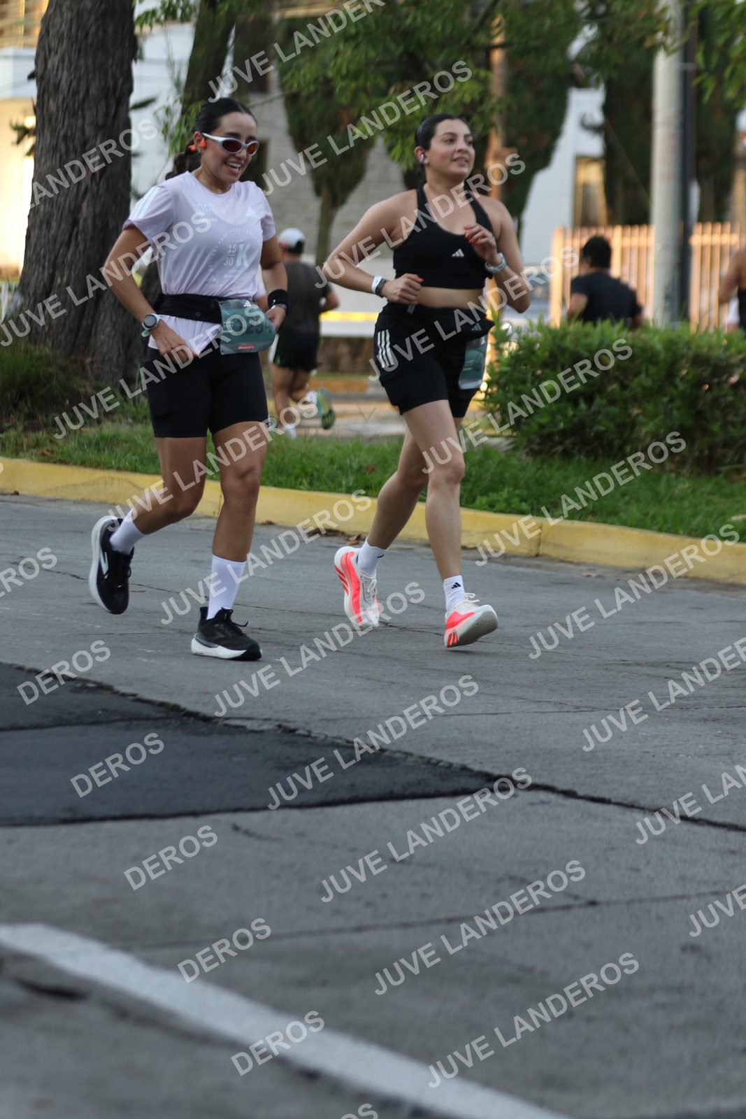 Foto de ADIDAS SPLITS GUADALAJARA 15K / 30K en Av. San Ignacio esquina Av. Ignacio L. Vallarta, Zapopan a las 07:18