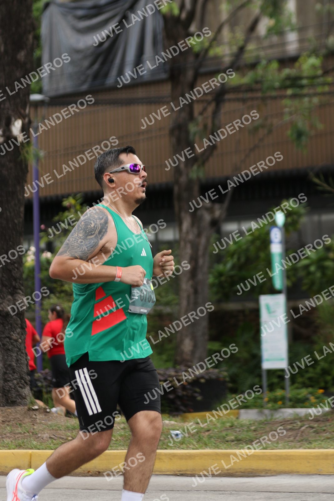 Foto de ADIDAS SPLITS GUADALAJARA 15K / 30K en Av. San Ignacio esquina Av. Ignacio L. Vallarta, Zapopan a las 09:09 · dorsal 762