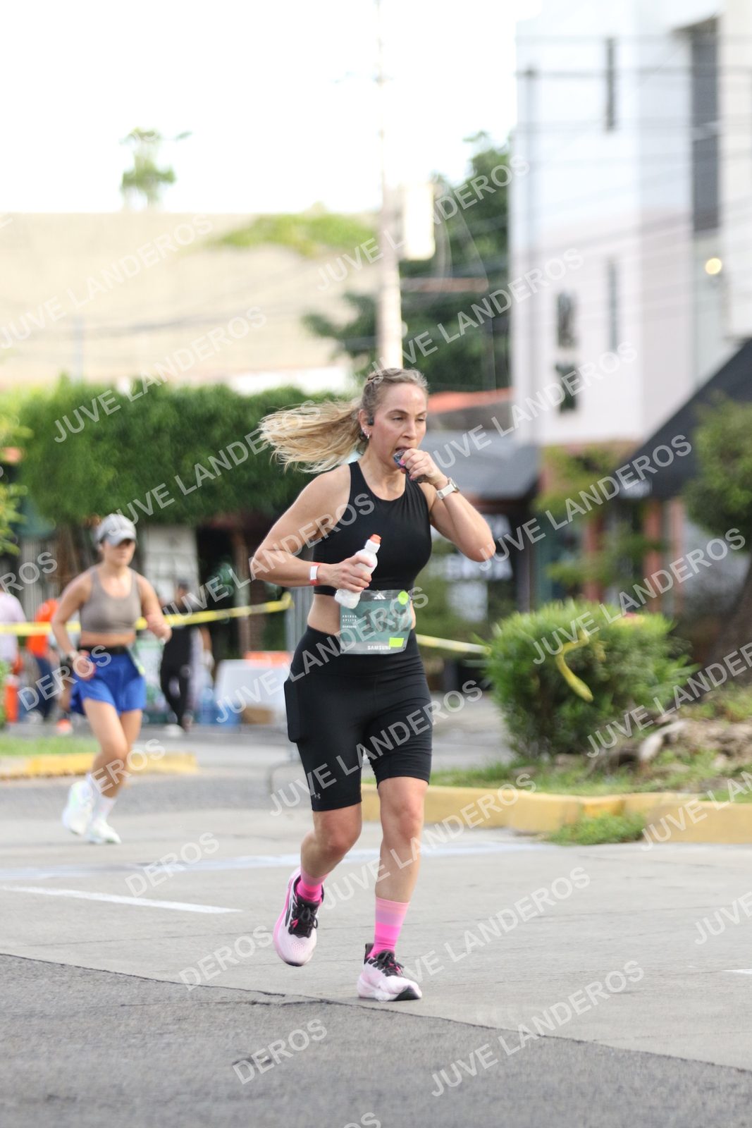 Foto de ADIDAS SPLITS GUADALAJARA 15K / 30K en Av. San Ignacio esquina Av. Ignacio L. Vallarta, Zapopan a las 09:01 · dorsal 1032