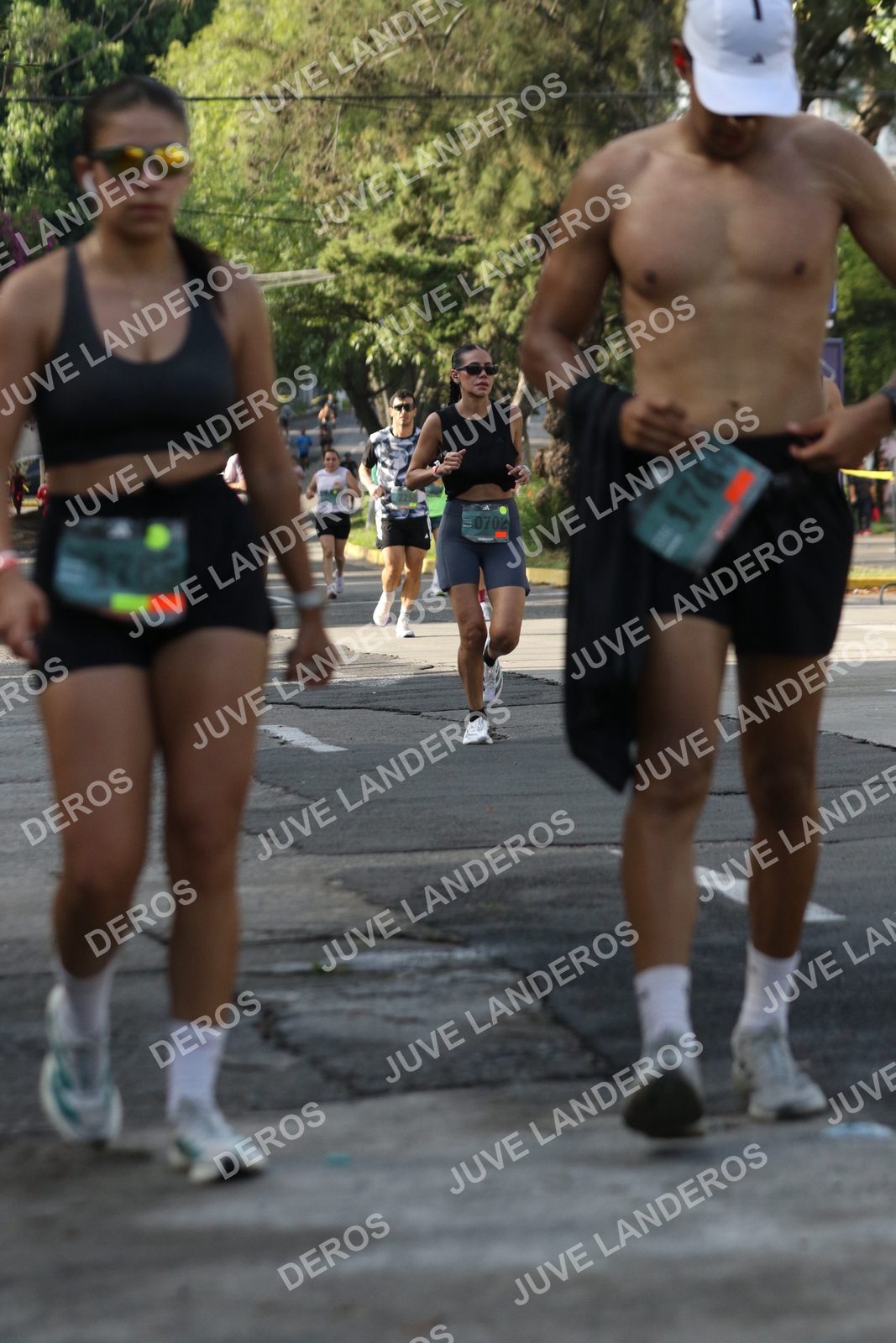 Foto de ADIDAS SPLITS GUADALAJARA 15K / 30K en Av. San Ignacio esquina Av. Ignacio L. Vallarta, Zapopan a las 08:30 · dorsal 1764
