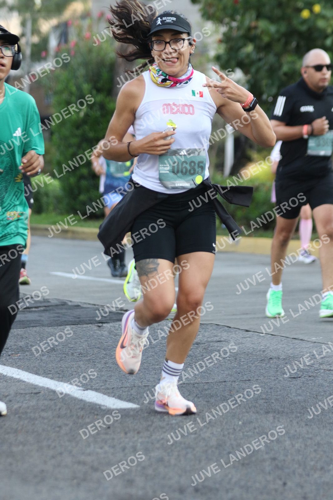 Foto de ADIDAS SPLITS GUADALAJARA 15K / 30K en Av. San Ignacio esquina Av. Ignacio L. Vallarta, Zapopan a las 07:33 · dorsal 685