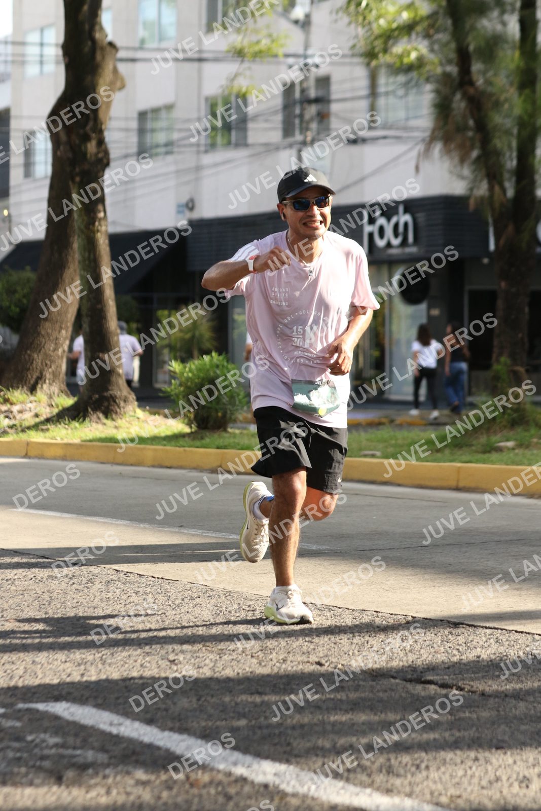Foto de ADIDAS SPLITS GUADALAJARA 15K / 30K en Av. San Ignacio esquina Av. Ignacio L. Vallarta, Zapopan a las 08:51 · dorsal 15