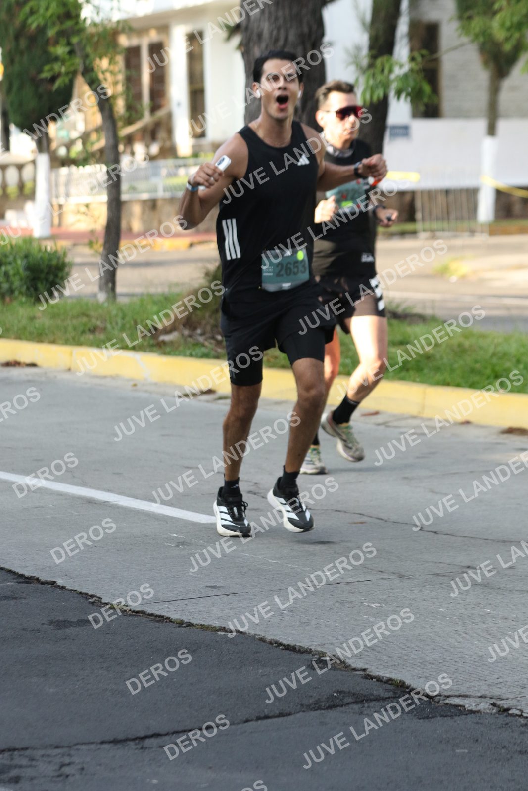 Foto de ADIDAS SPLITS GUADALAJARA 15K / 30K en Av. San Ignacio esquina Av. Ignacio L. Vallarta, Zapopan a las 08:13 · dorsal 2653