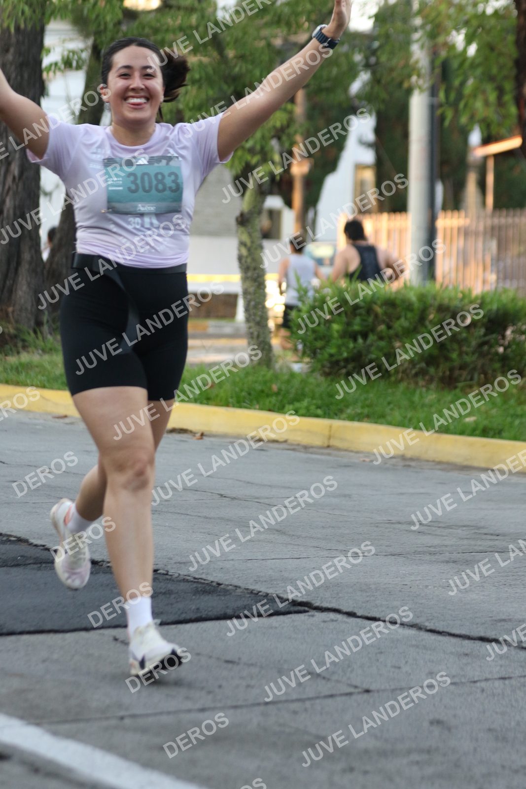 Foto de ADIDAS SPLITS GUADALAJARA 15K / 30K en Av. San Ignacio esquina Av. Ignacio L. Vallarta, Zapopan a las 07:16 · dorsal 3083