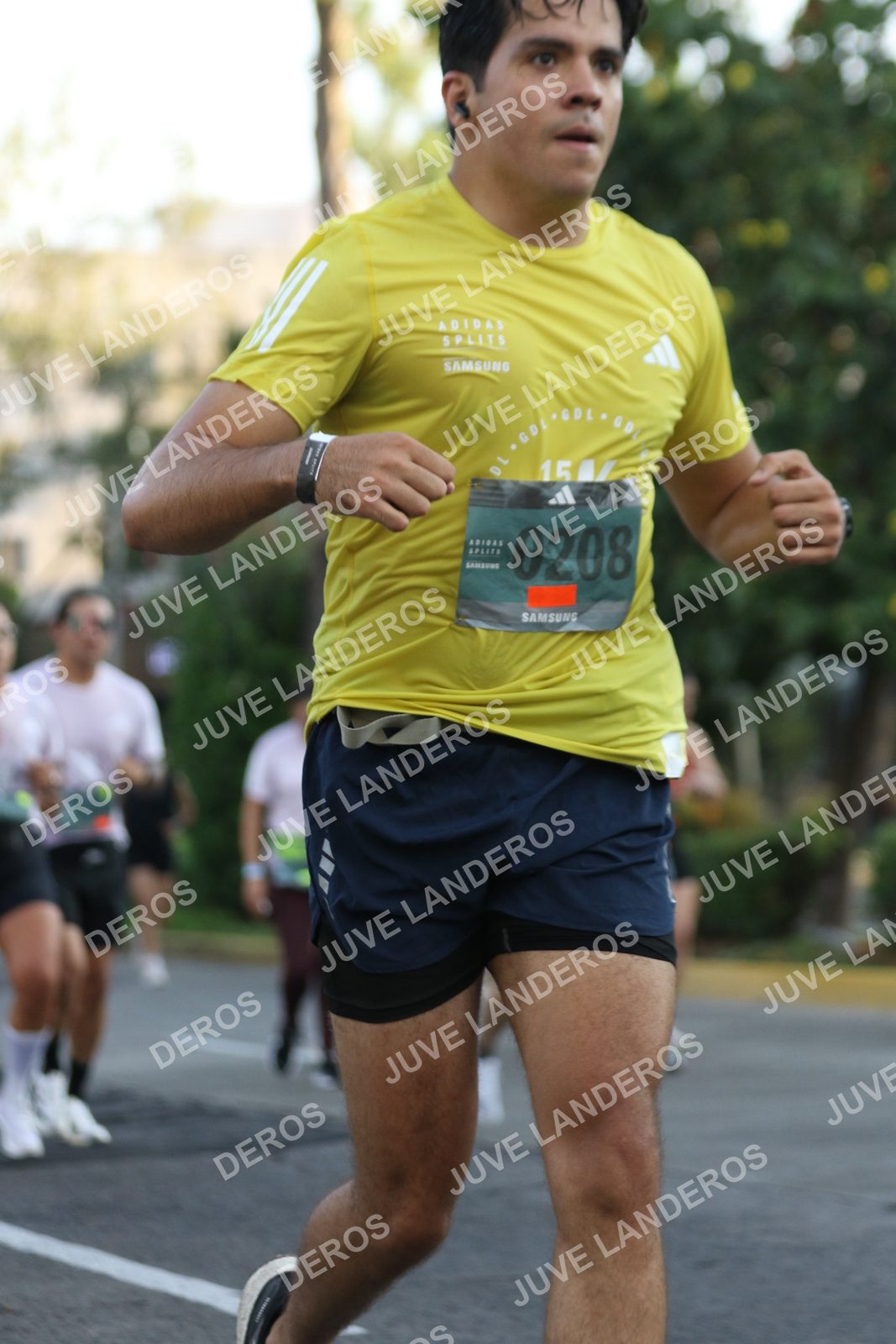 Foto de ADIDAS SPLITS GUADALAJARA 15K / 30K en Av. San Ignacio esquina Av. Ignacio L. Vallarta, Zapopan a las 07:34 · dorsal 208
