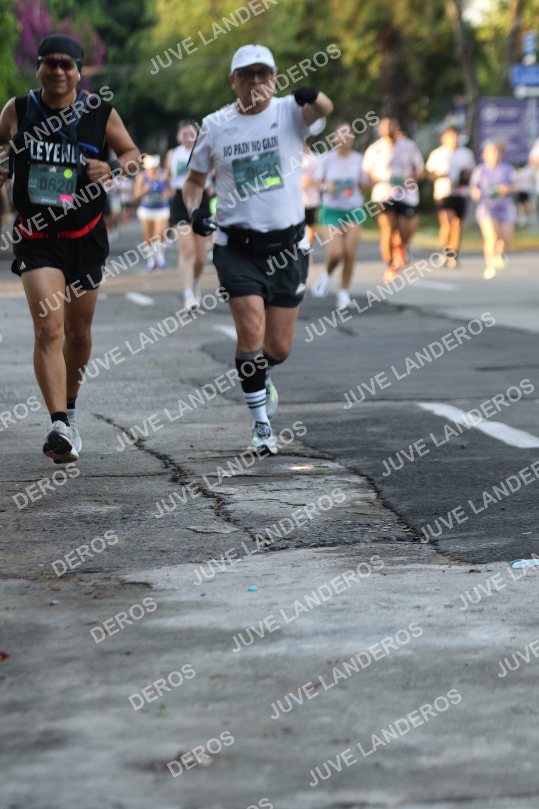 Foto de ADIDAS SPLITS GUADALAJARA 15K / 30K en Av. San Ignacio esquina Av. Ignacio L. Vallarta, Zapopan a las 07:14 · dorsal 620, 621