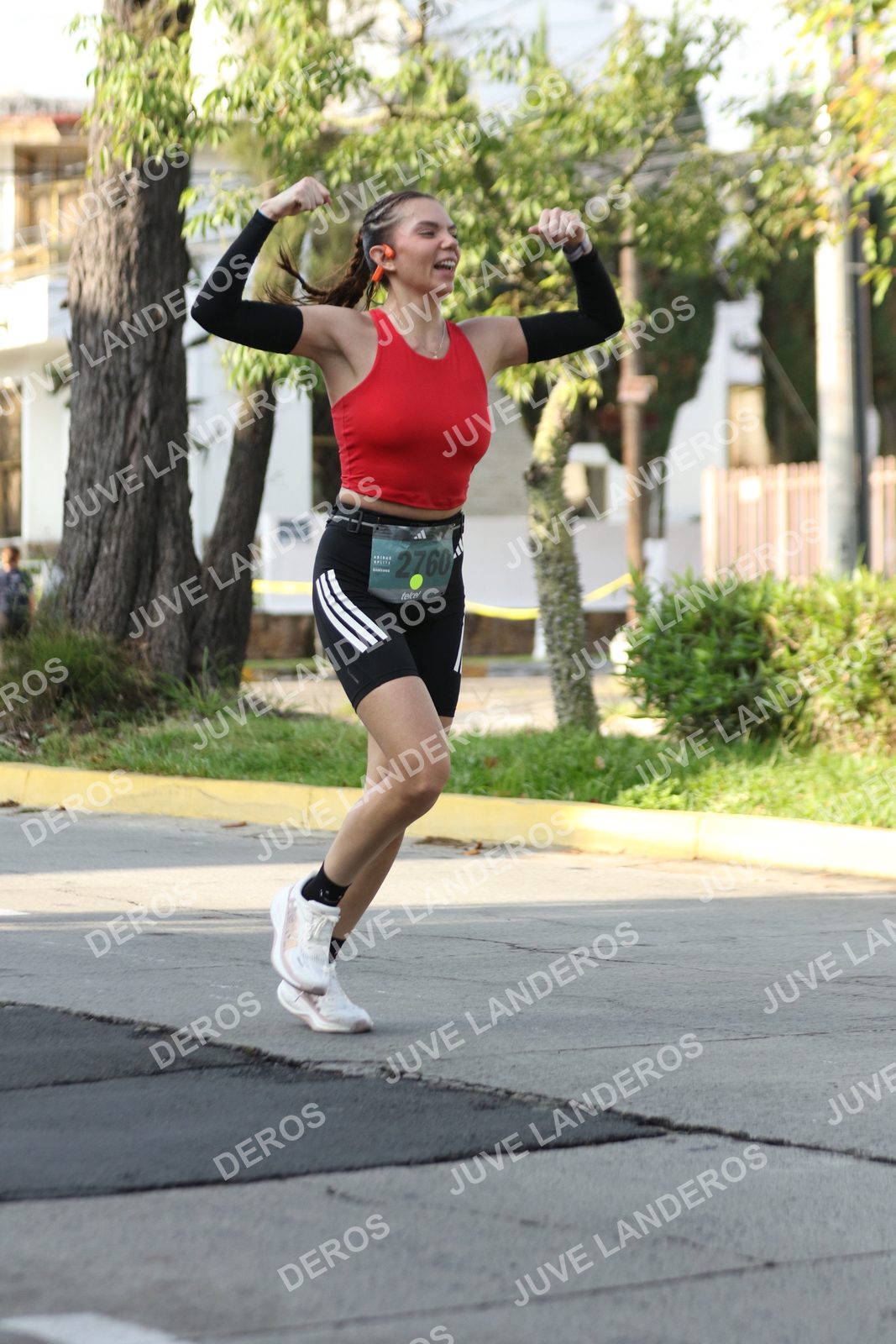 Foto de ADIDAS SPLITS GUADALAJARA 15K / 30K en Av. San Ignacio esquina Av. Ignacio L. Vallarta, Zapopan a las 08:27 · dorsal 2760