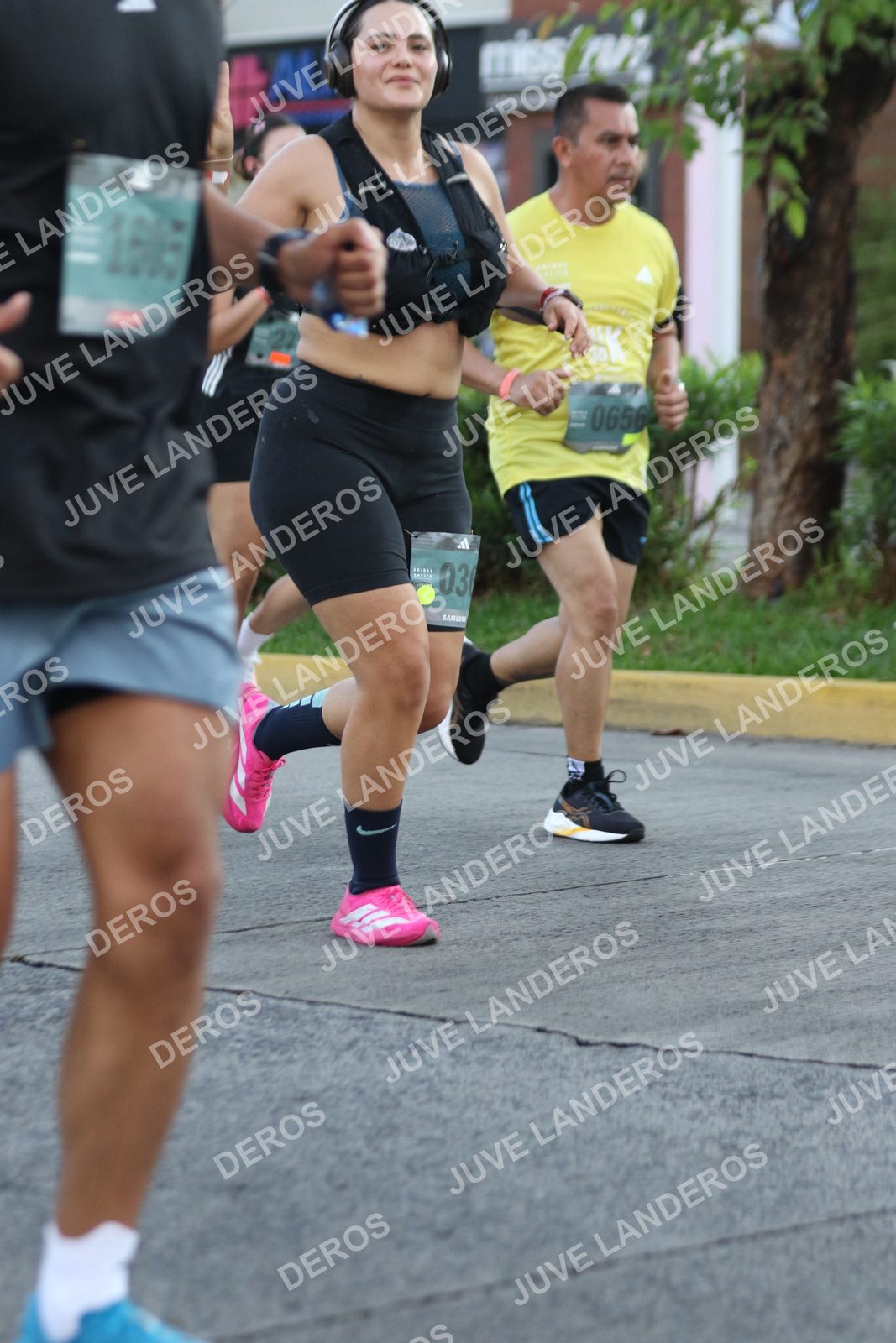 Foto de ADIDAS SPLITS GUADALAJARA 15K / 30K en Av. San Ignacio esquina Av. Ignacio L. Vallarta, Zapopan a las 07:34 · dorsal 656