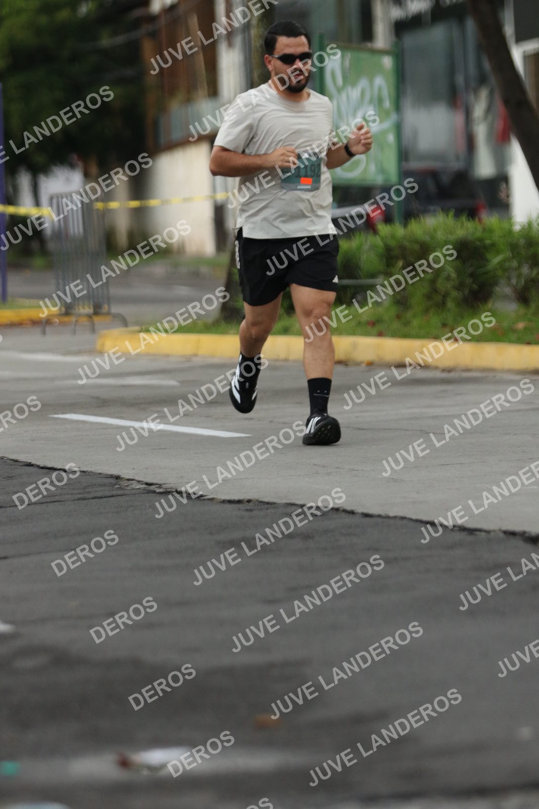 Foto de ADIDAS SPLITS GUADALAJARA 15K / 30K en Av. San Ignacio esquina Av. Ignacio L. Vallarta, Zapopan a las 06:57 · dorsal 1192