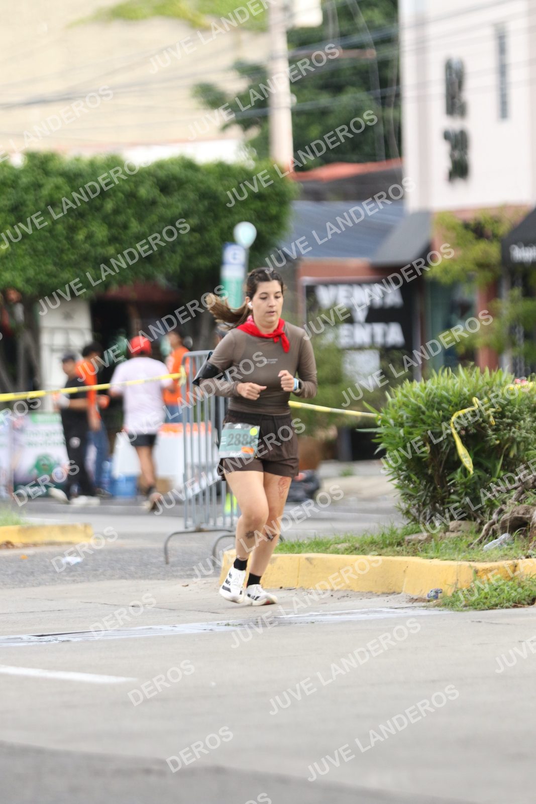 Foto de ADIDAS SPLITS GUADALAJARA 15K / 30K en Av. San Ignacio esquina Av. Ignacio L. Vallarta, Zapopan a las 09:05