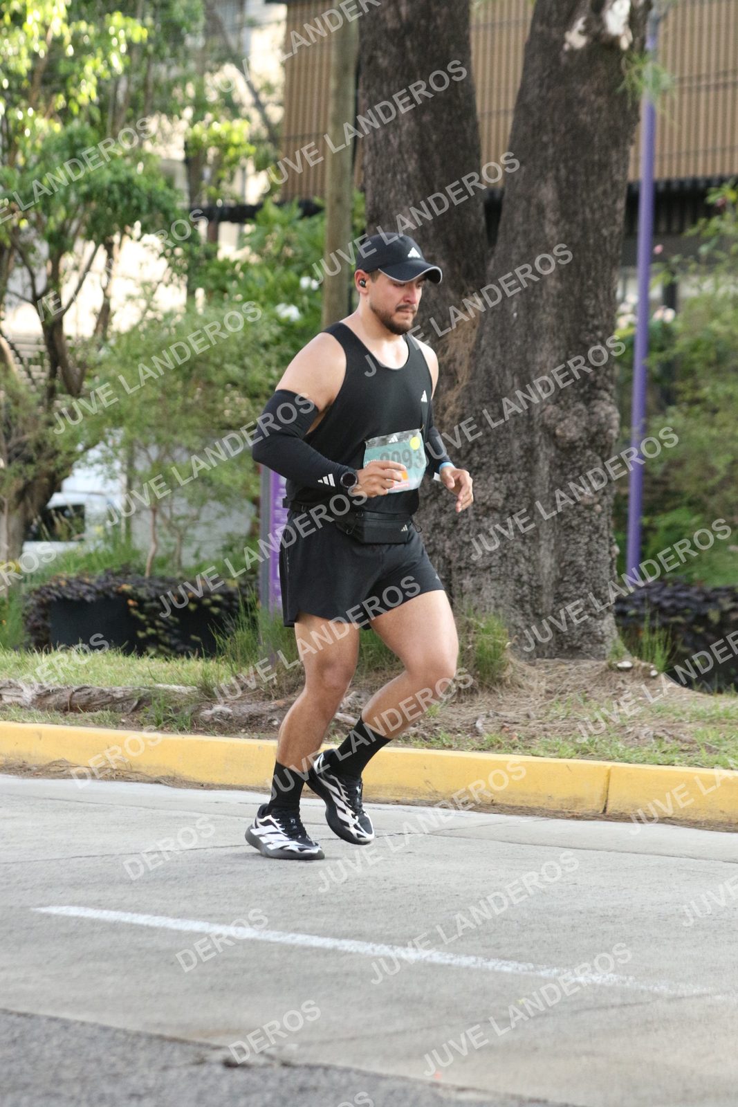 Foto de ADIDAS SPLITS GUADALAJARA 15K / 30K en Av. San Ignacio esquina Av. Ignacio L. Vallarta, Zapopan a las 08:41 · dorsal 2093