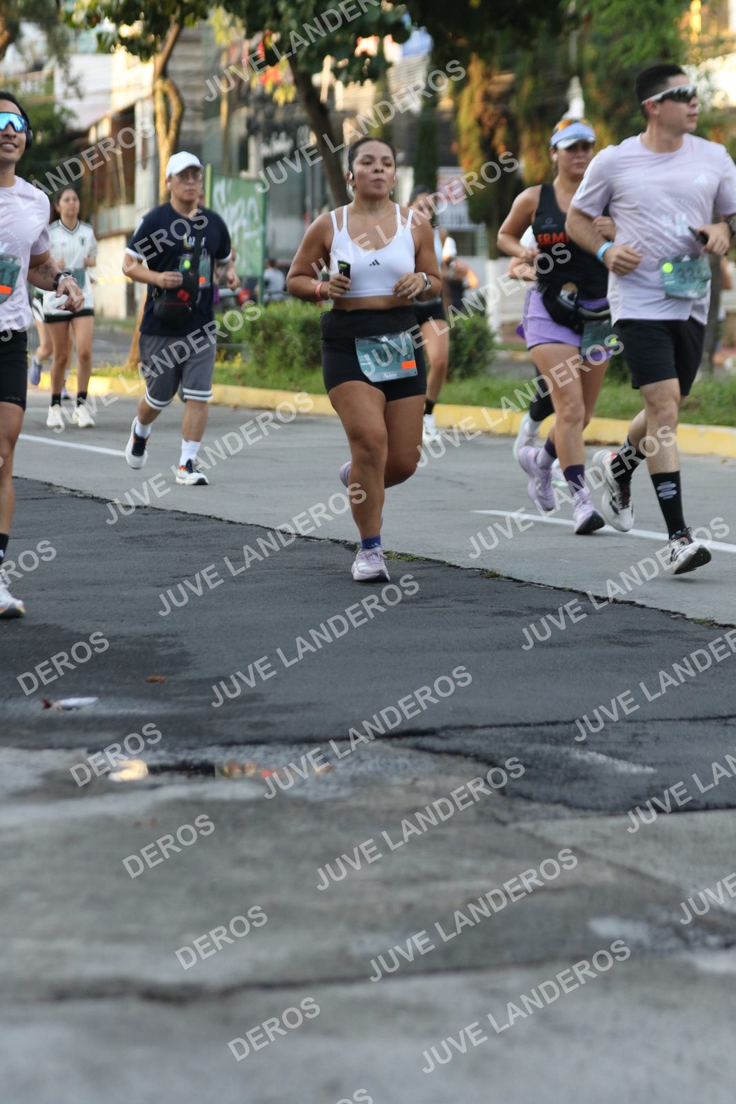 Foto de ADIDAS SPLITS GUADALAJARA 15K / 30K en Av. San Ignacio esquina Av. Ignacio L. Vallarta, Zapopan a las 07:13 · dorsal 3078, 334