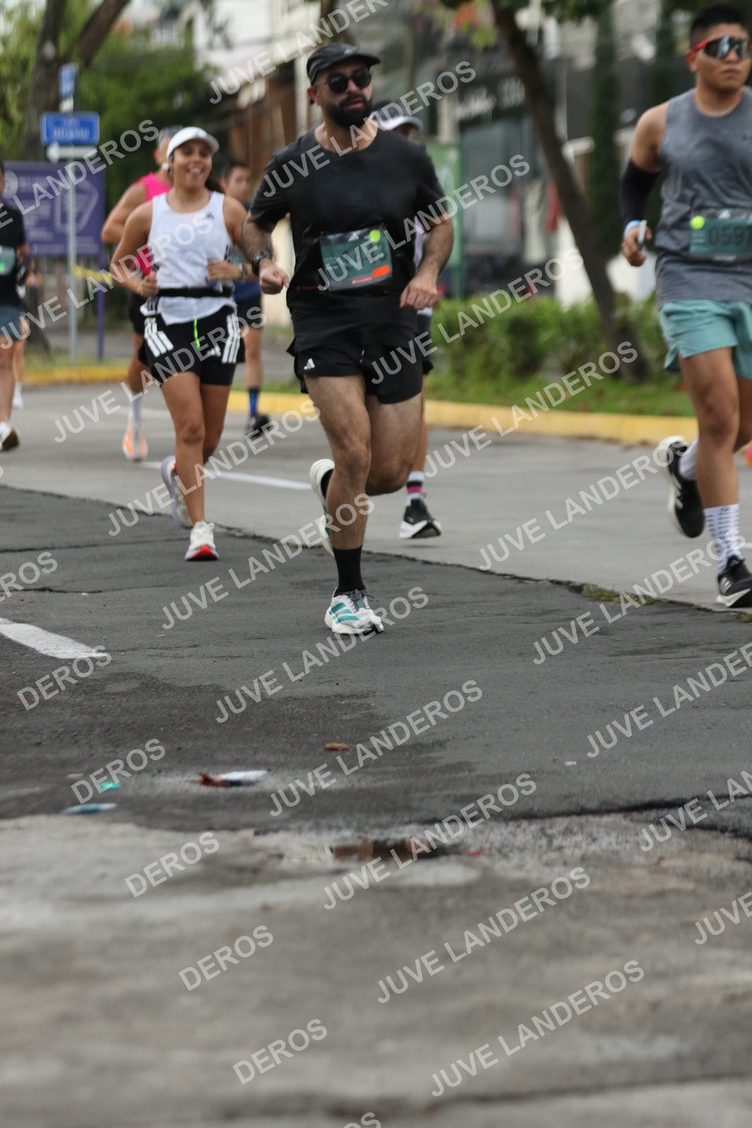Foto de ADIDAS SPLITS GUADALAJARA 15K / 30K en Av. San Ignacio esquina Av. Ignacio L. Vallarta, Zapopan a las 06:59 · dorsal 4443, 597