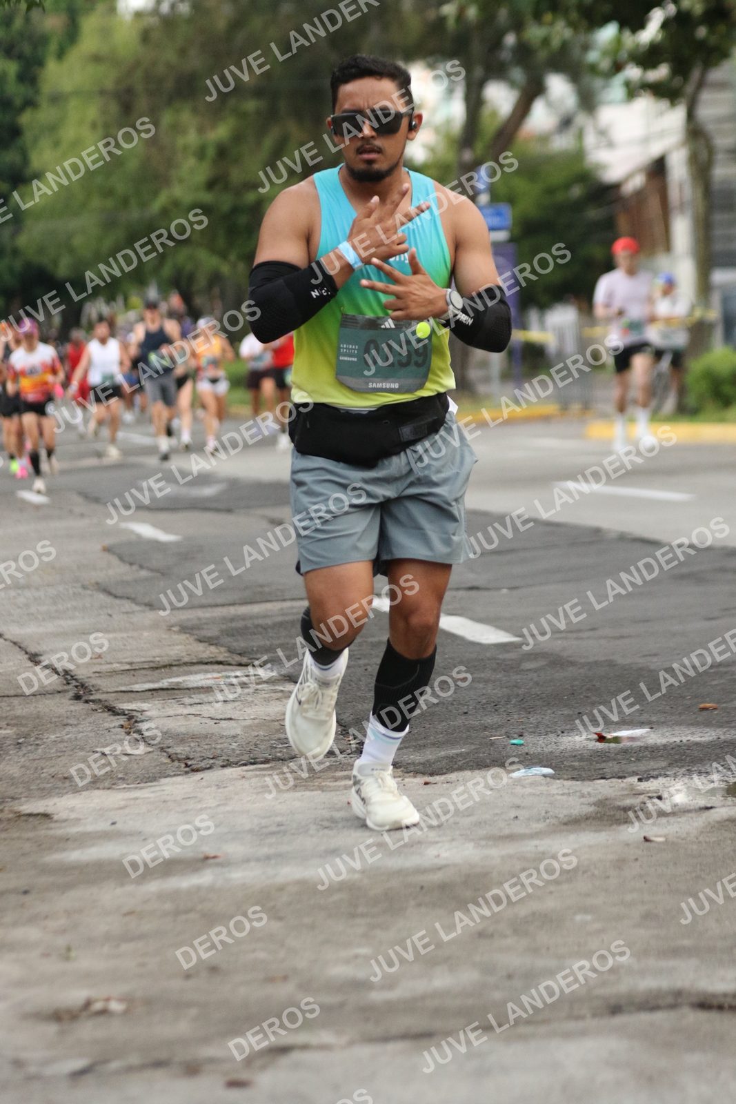 Foto de ADIDAS SPLITS GUADALAJARA 15K / 30K en Av. San Ignacio esquina Av. Ignacio L. Vallarta, Zapopan a las 06:53 · dorsal 159