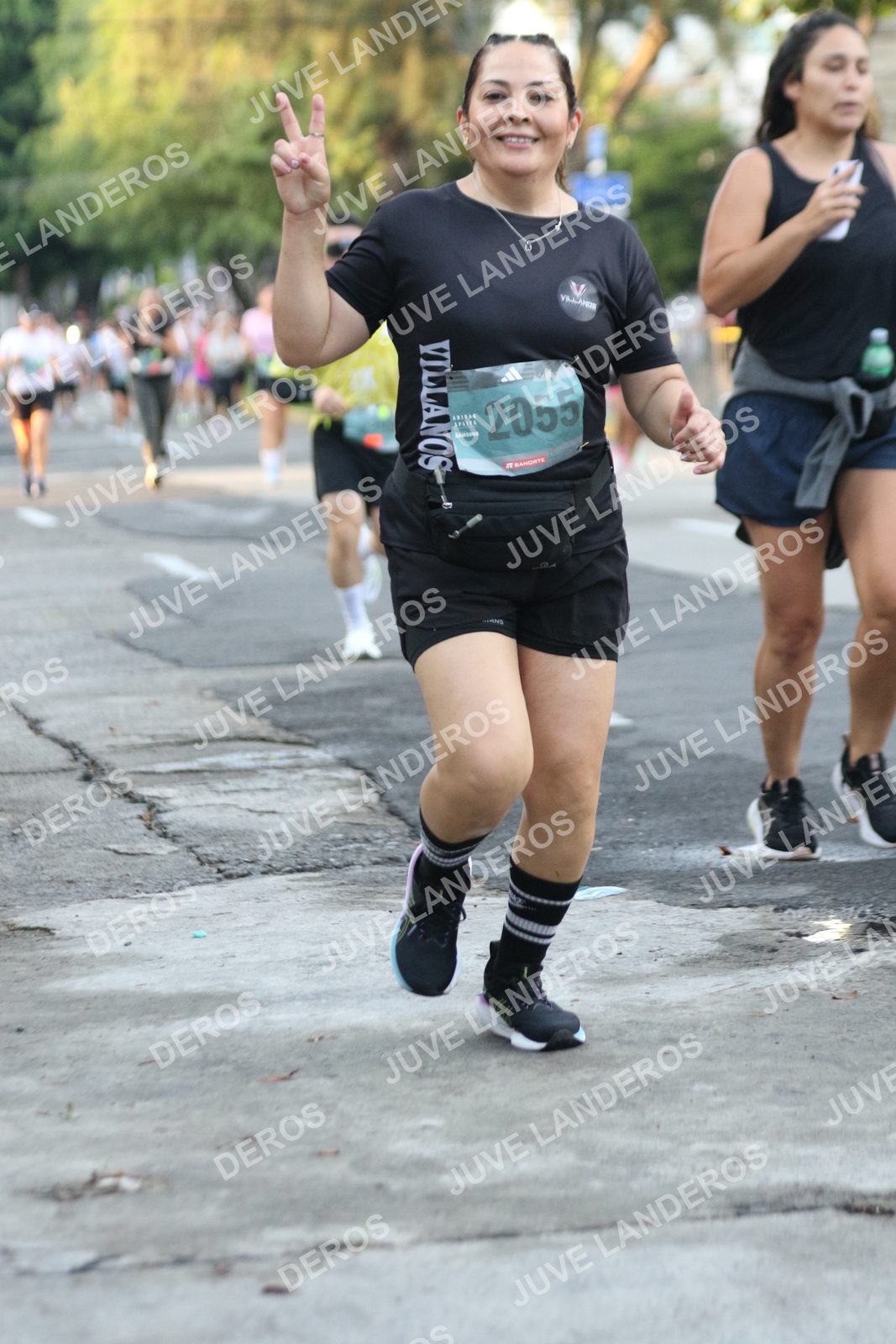 Foto de ADIDAS SPLITS GUADALAJARA 15K / 30K en Av. San Ignacio esquina Av. Ignacio L. Vallarta, Zapopan a las 07:14 · dorsal 2055
