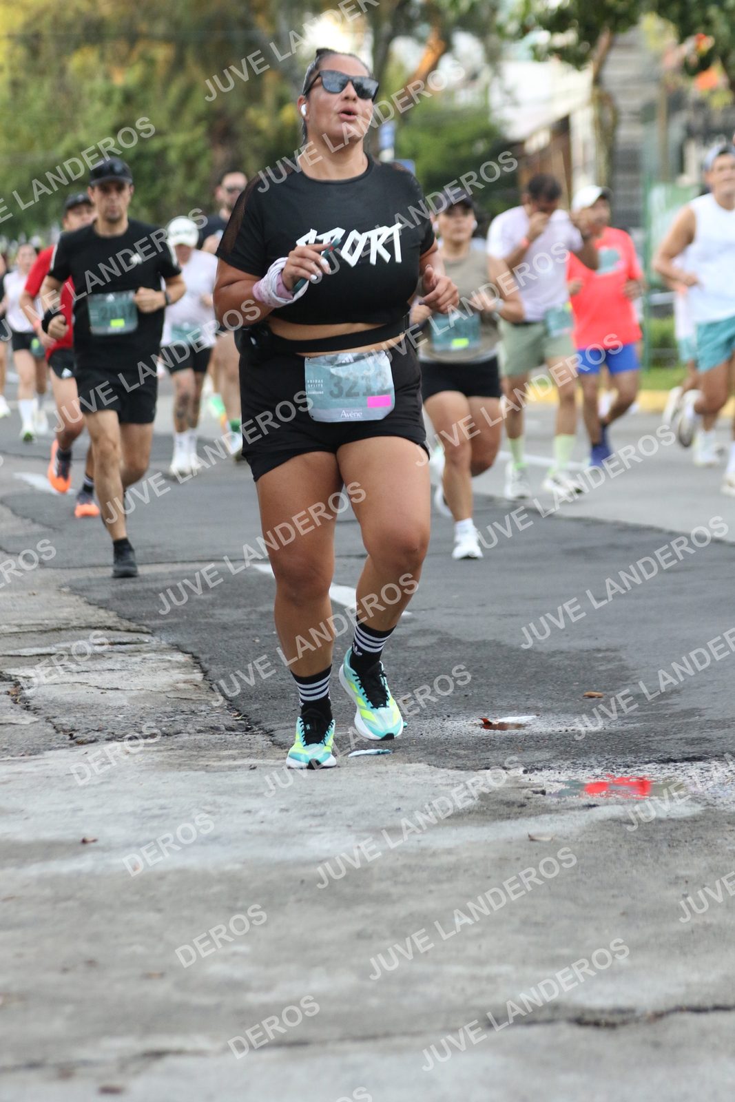 Foto de ADIDAS SPLITS GUADALAJARA 15K / 30K en Av. San Ignacio esquina Av. Ignacio L. Vallarta, Zapopan a las 07:07 · dorsal 3212