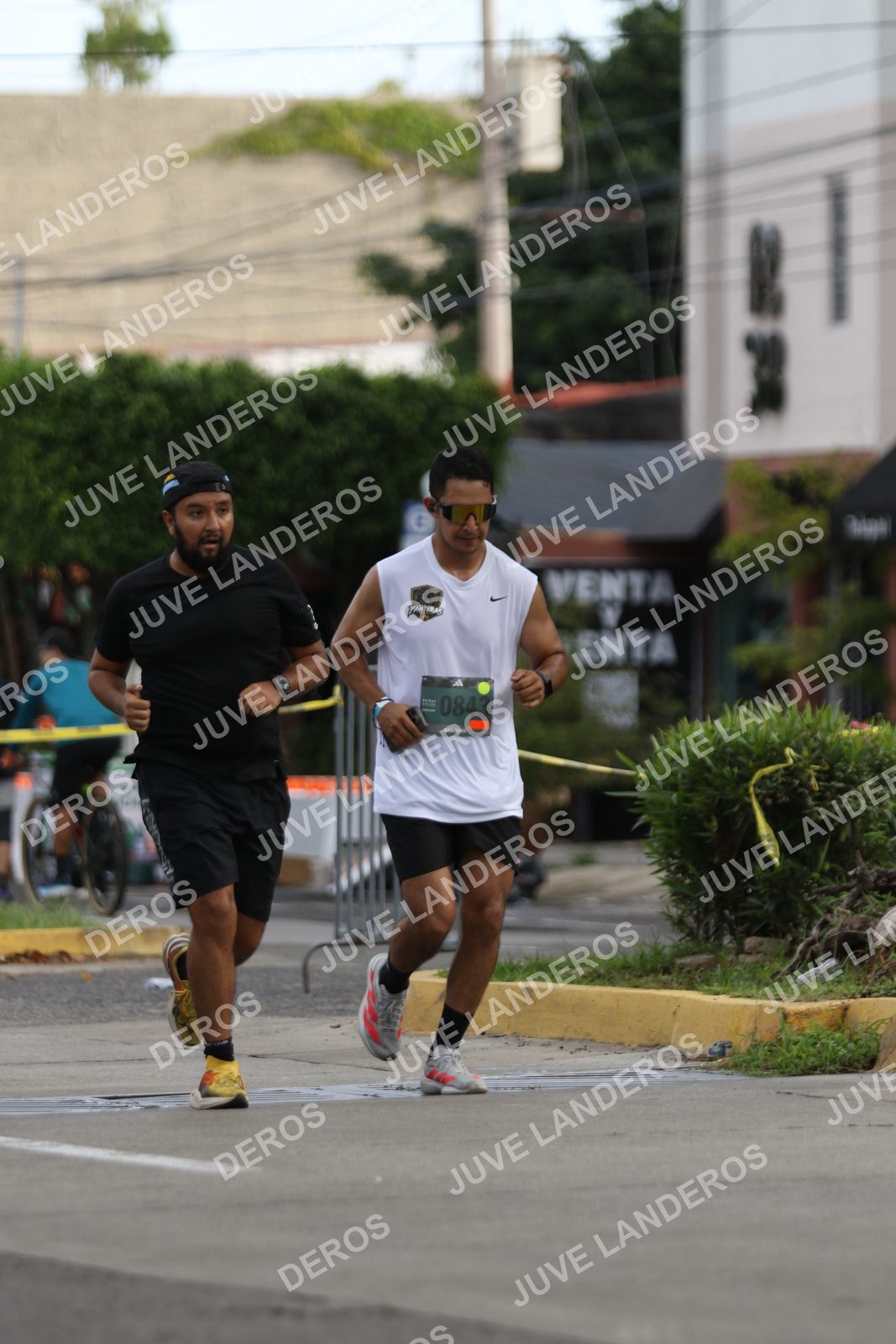 Foto de ADIDAS SPLITS GUADALAJARA 15K / 30K en Av. San Ignacio esquina Av. Ignacio L. Vallarta, Zapopan a las 09:03 · dorsal 843