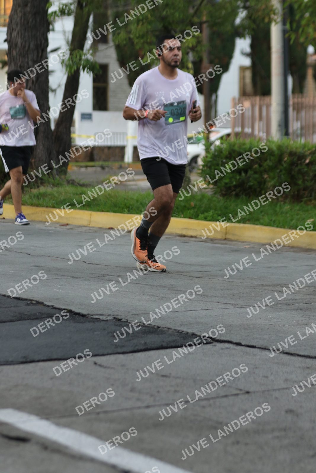 Foto de ADIDAS SPLITS GUADALAJARA 15K / 30K en Av. San Ignacio esquina Av. Ignacio L. Vallarta, Zapopan a las 07:05 · dorsal 328