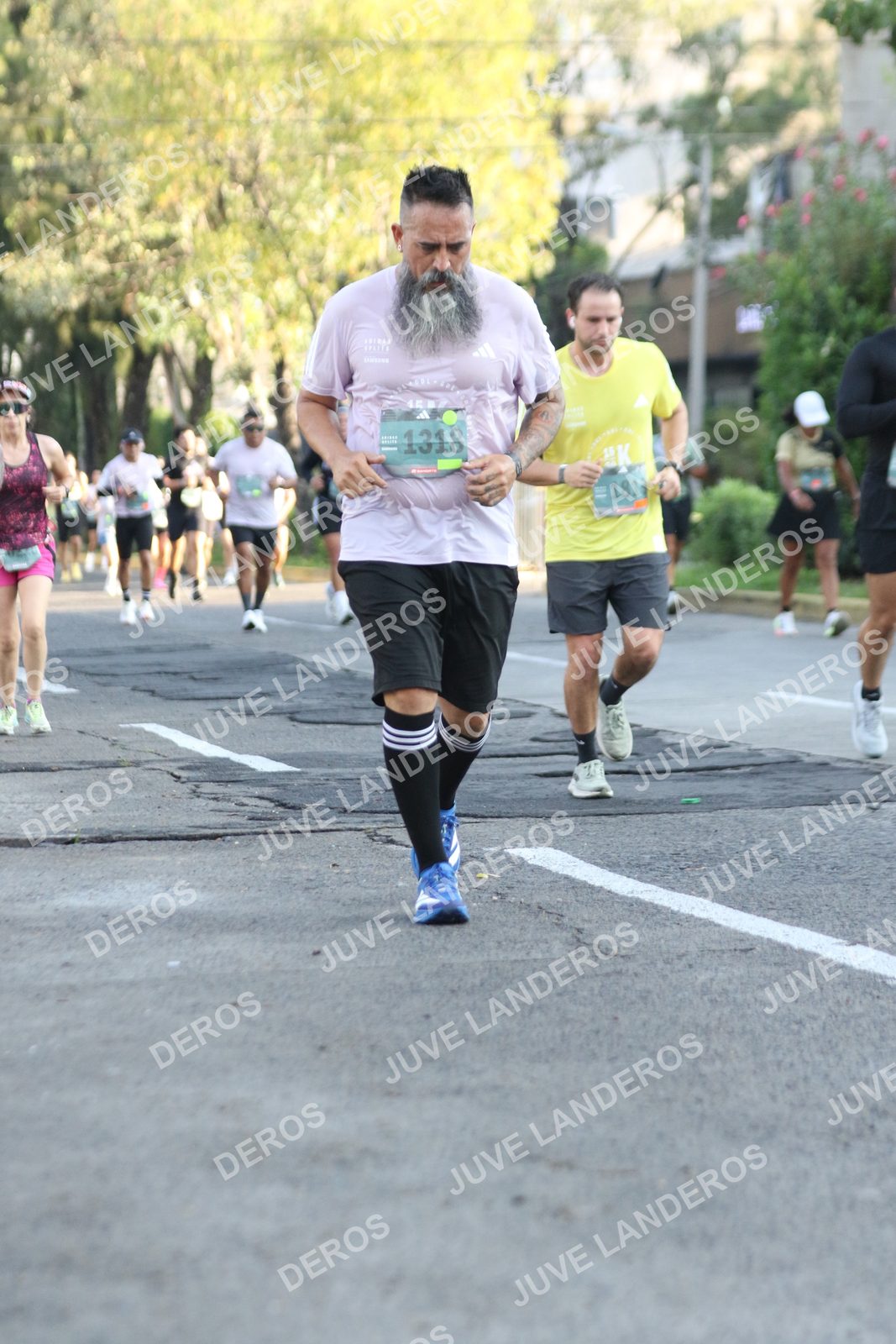 Foto de ADIDAS SPLITS GUADALAJARA 15K / 30K en Av. San Ignacio esquina Av. Ignacio L. Vallarta, Zapopan a las 07:42 · dorsal 1318, 181