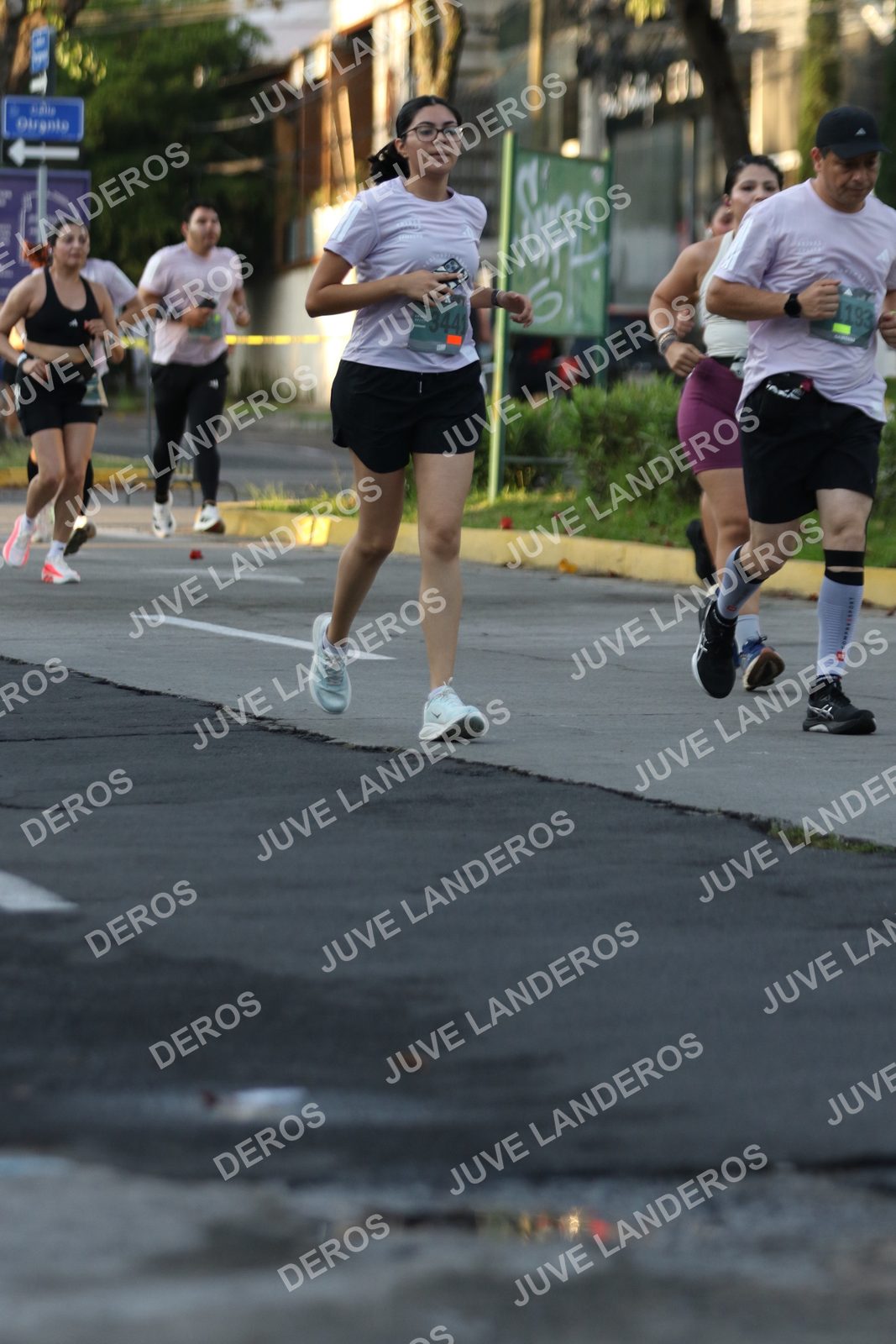 Foto de ADIDAS SPLITS GUADALAJARA 15K / 30K en Av. San Ignacio esquina Av. Ignacio L. Vallarta, Zapopan a las 07:18 · dorsal 193, 344