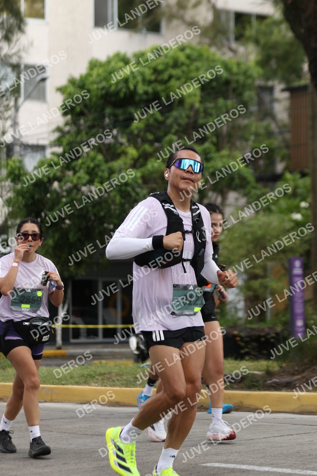 Foto de ADIDAS SPLITS GUADALAJARA 15K / 30K en Av. San Ignacio esquina Av. Ignacio L. Vallarta, Zapopan a las 09:08 · dorsal 2859, 121