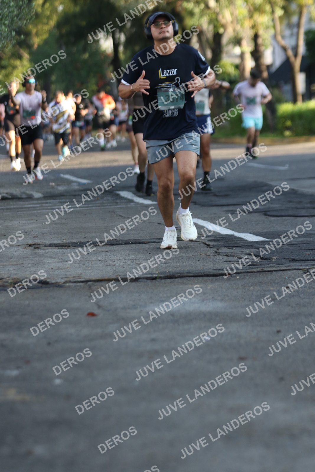 Foto de ADIDAS SPLITS GUADALAJARA 15K / 30K en Av. San Ignacio esquina Av. Ignacio L. Vallarta, Zapopan a las 07:43 · dorsal 3574