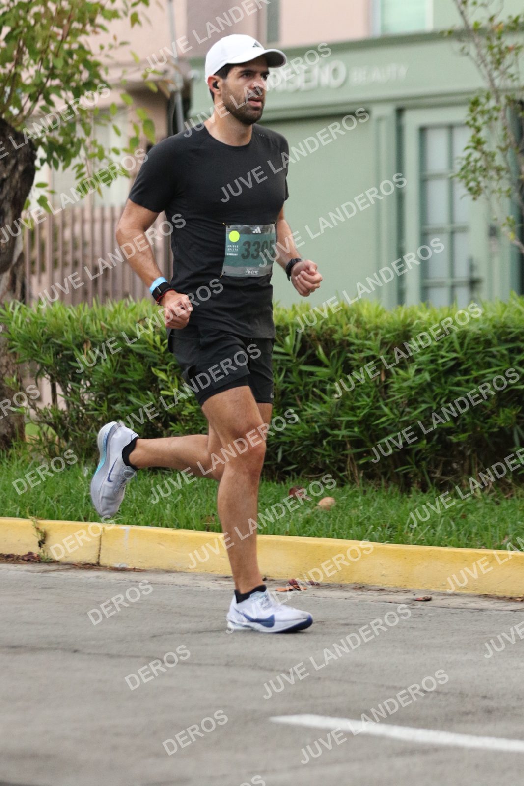 Foto de ADIDAS SPLITS GUADALAJARA 15K / 30K en Av. San Ignacio esquina Av. Ignacio L. Vallarta, Zapopan a las 06:50 · dorsal 3305