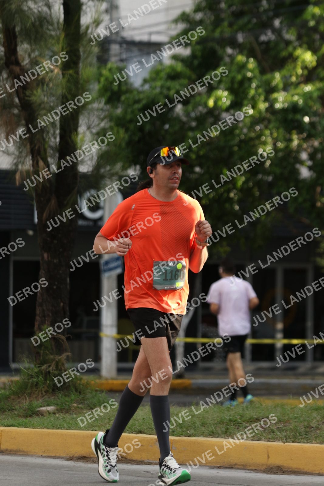 Foto de ADIDAS SPLITS GUADALAJARA 15K / 30K en Av. San Ignacio esquina Av. Ignacio L. Vallarta, Zapopan a las 08:55 · dorsal 1160