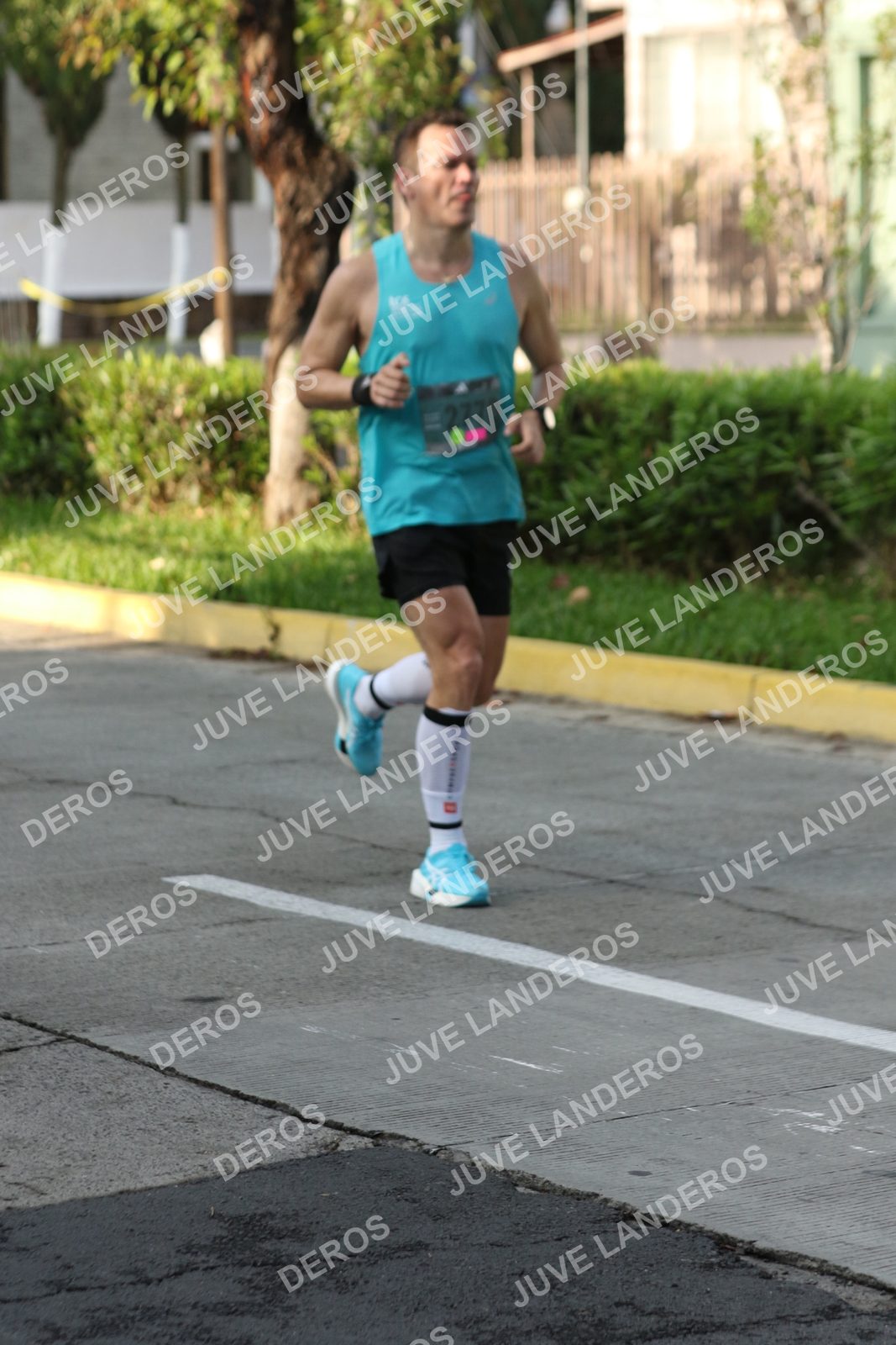 Foto de ADIDAS SPLITS GUADALAJARA 15K / 30K en Av. San Ignacio esquina Av. Ignacio L. Vallarta, Zapopan a las 08:16 · dorsal 2770