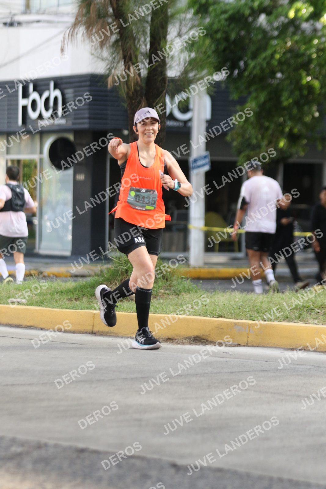 Foto de ADIDAS SPLITS GUADALAJARA 15K / 30K en Av. San Ignacio esquina Av. Ignacio L. Vallarta, Zapopan a las 08:45 · dorsal 435