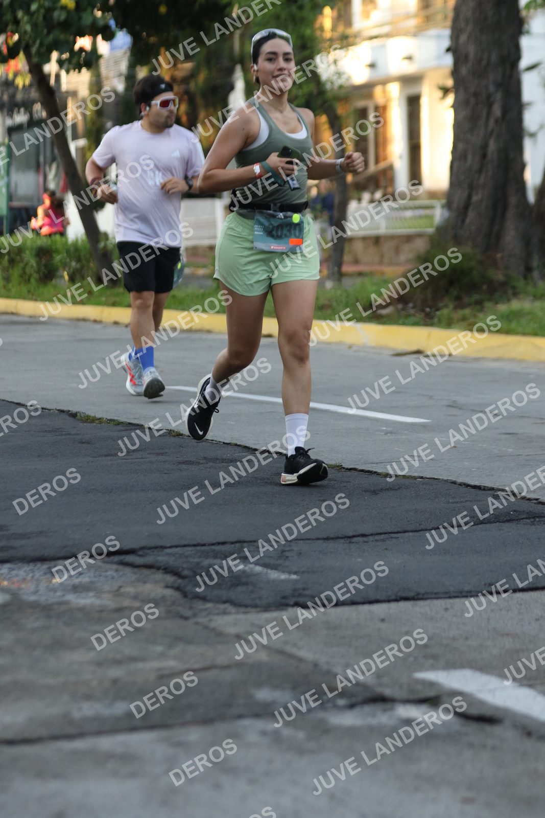 Foto de ADIDAS SPLITS GUADALAJARA 15K / 30K en Av. San Ignacio esquina Av. Ignacio L. Vallarta, Zapopan a las 07:14 · dorsal 2030