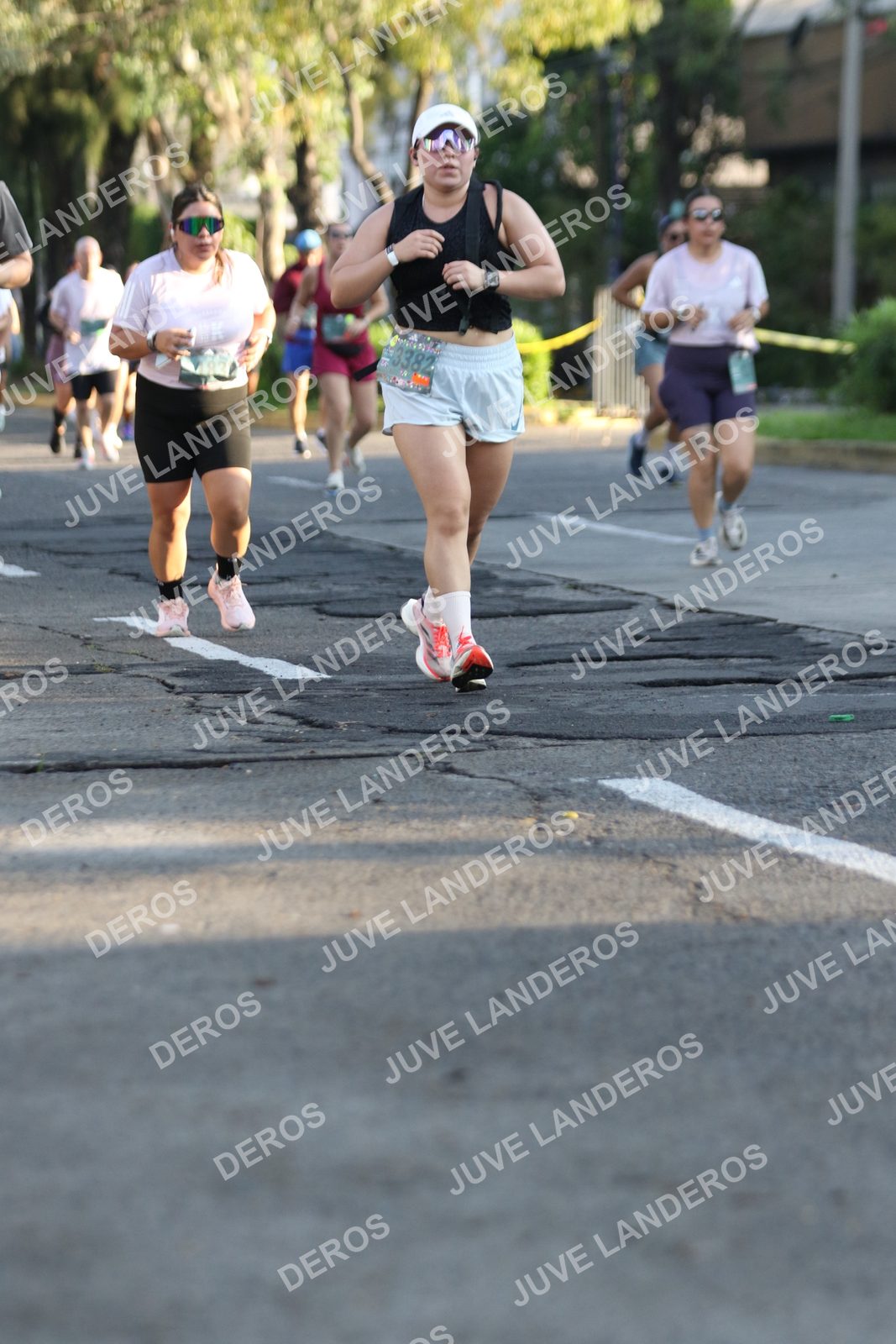 Foto de ADIDAS SPLITS GUADALAJARA 15K / 30K en Av. San Ignacio esquina Av. Ignacio L. Vallarta, Zapopan a las 07:47 · dorsal 3382