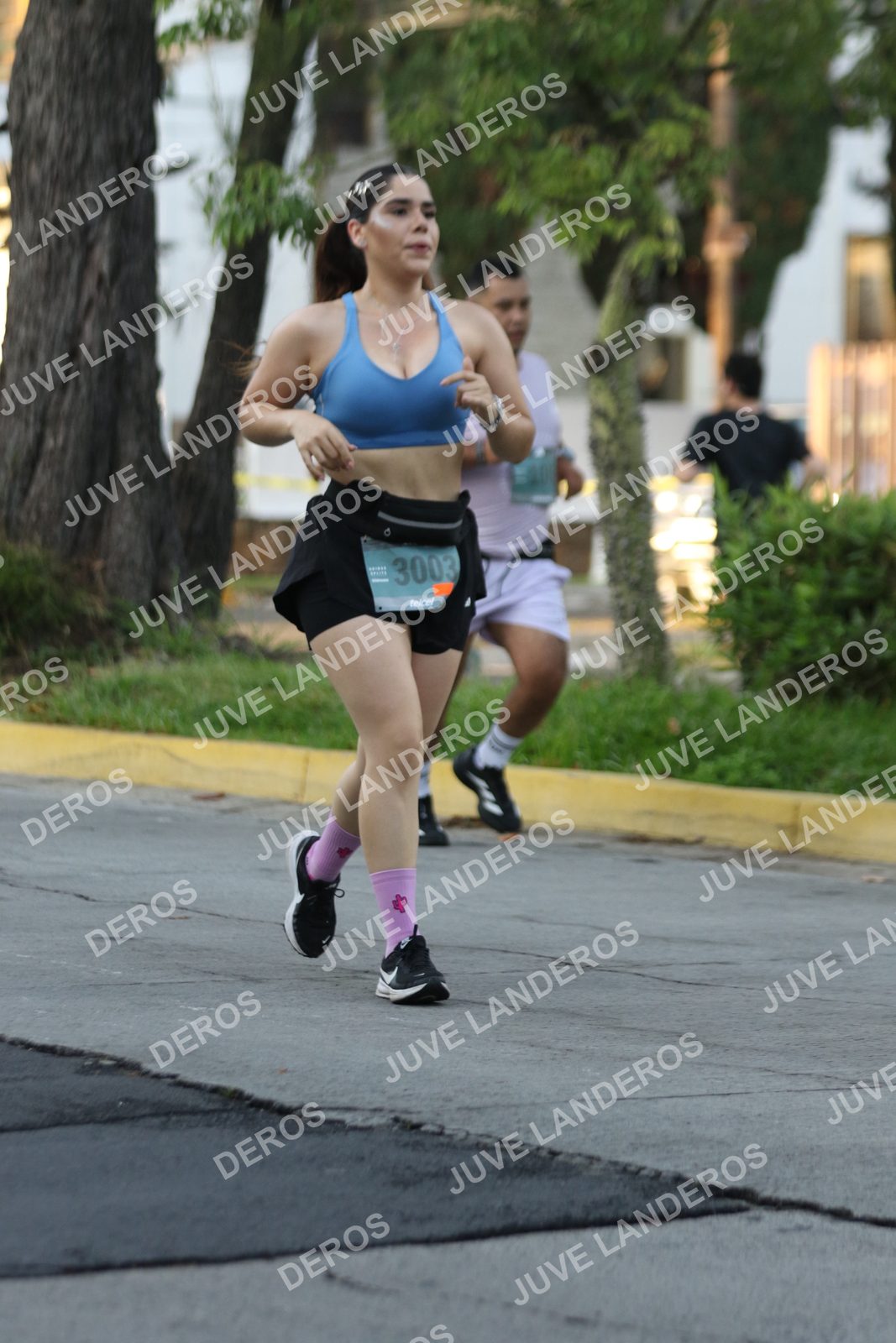 Foto de ADIDAS SPLITS GUADALAJARA 15K / 30K en Av. San Ignacio esquina Av. Ignacio L. Vallarta, Zapopan a las 07:18 · dorsal 3003